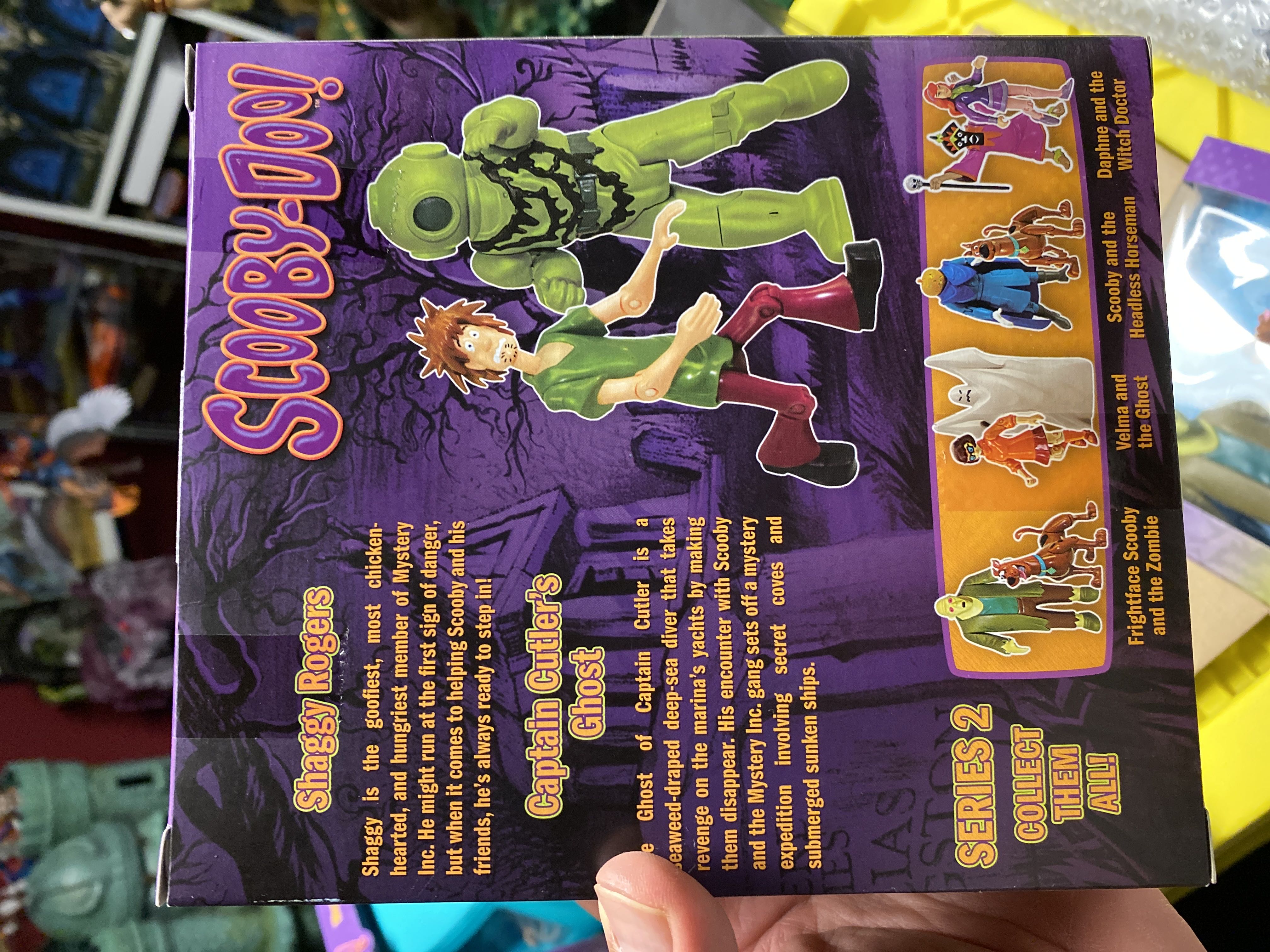 Scooby Doo scared shaggy and Captain cutlers ghost - Character (Scooby Doo) action figure collectible [Barcode 846241021714] - Main Image 2