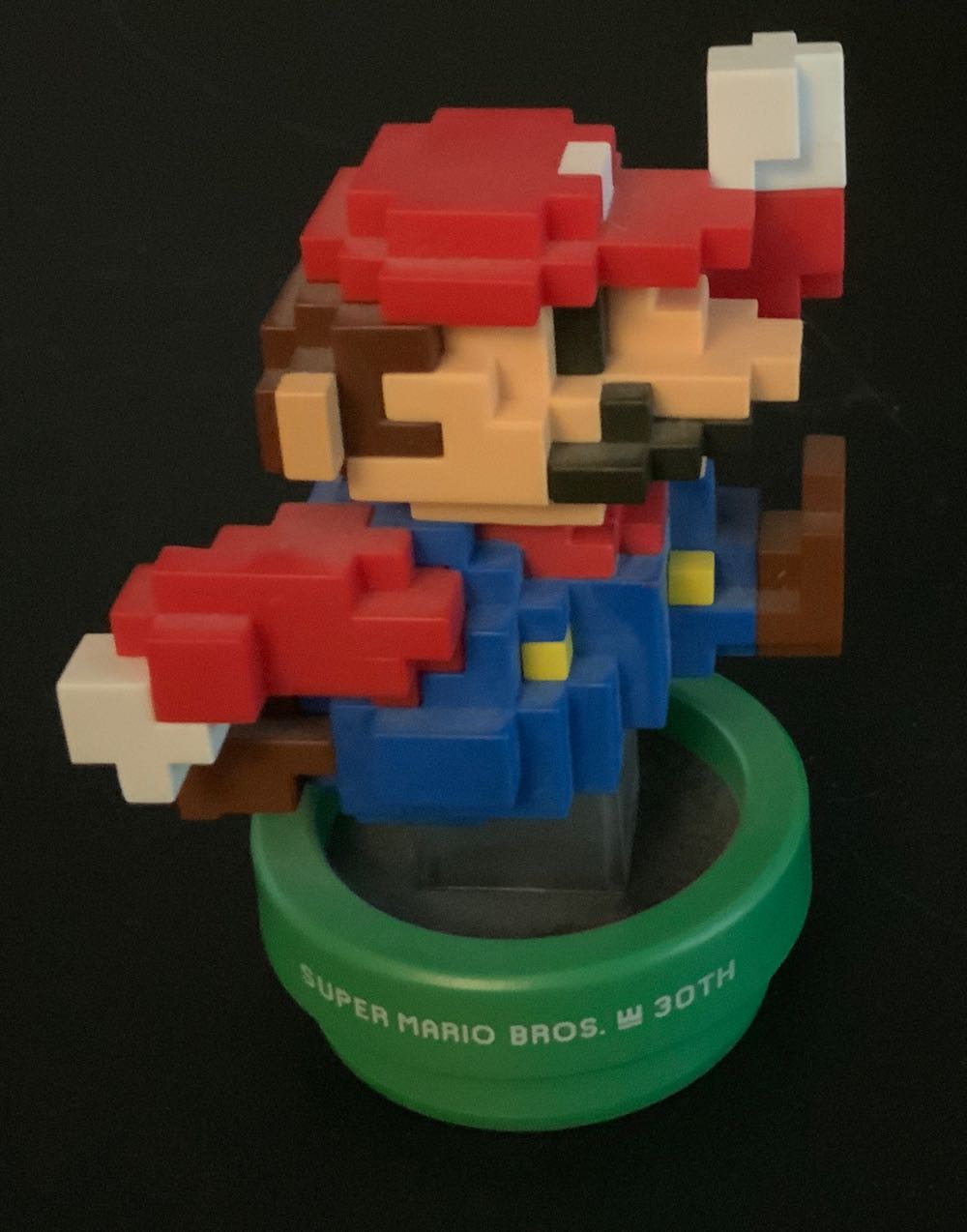 Mario (Modern Color) - Nintendo (Amiibo) action figure collectible [Barcode 045496892517] - Main Image 2