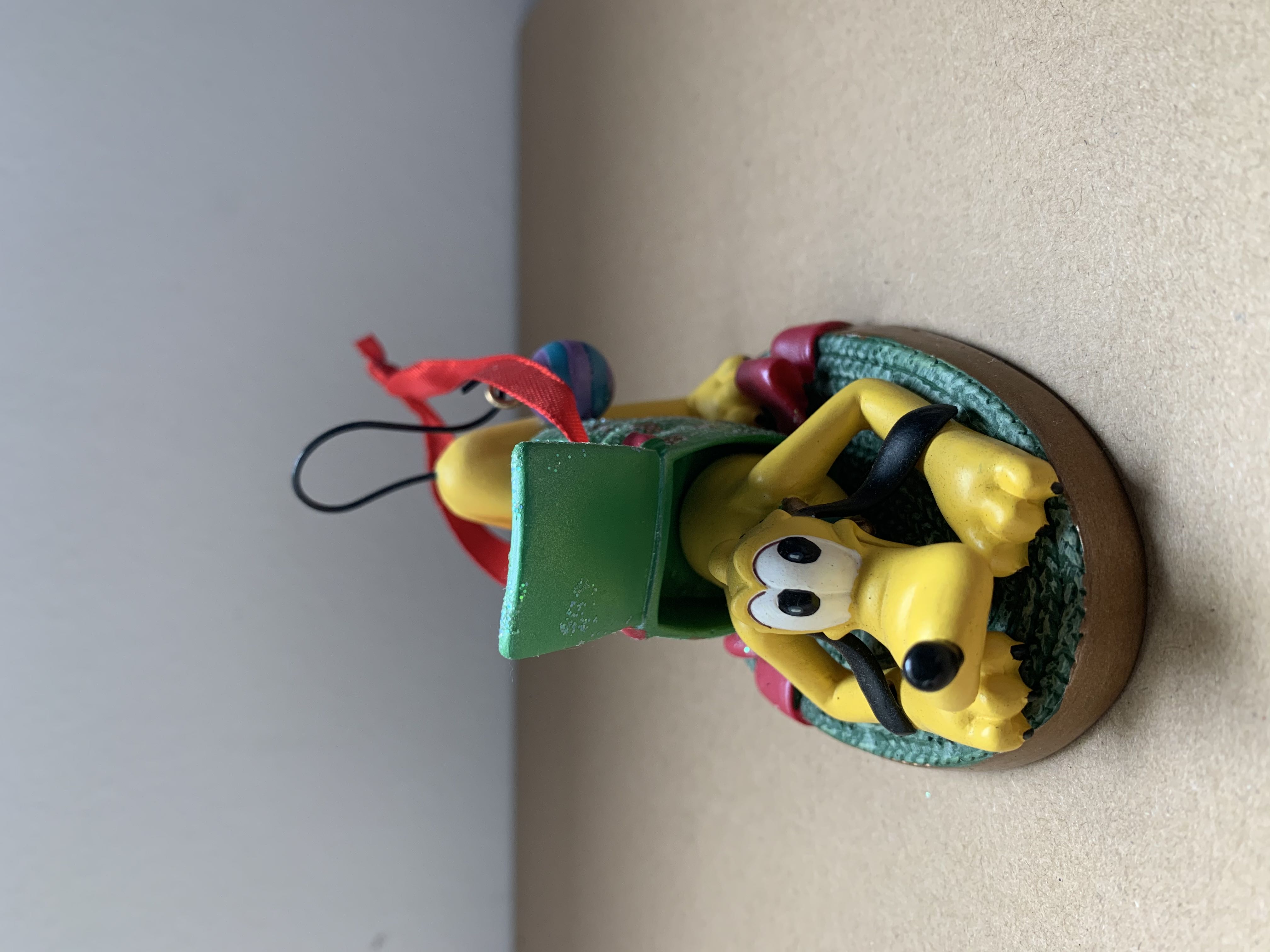 Pluto - Disney Theme Park Merchandise (SKETCHBOOK CHRISTMAS ORNAMENT) action figure collectible - Main Image 2