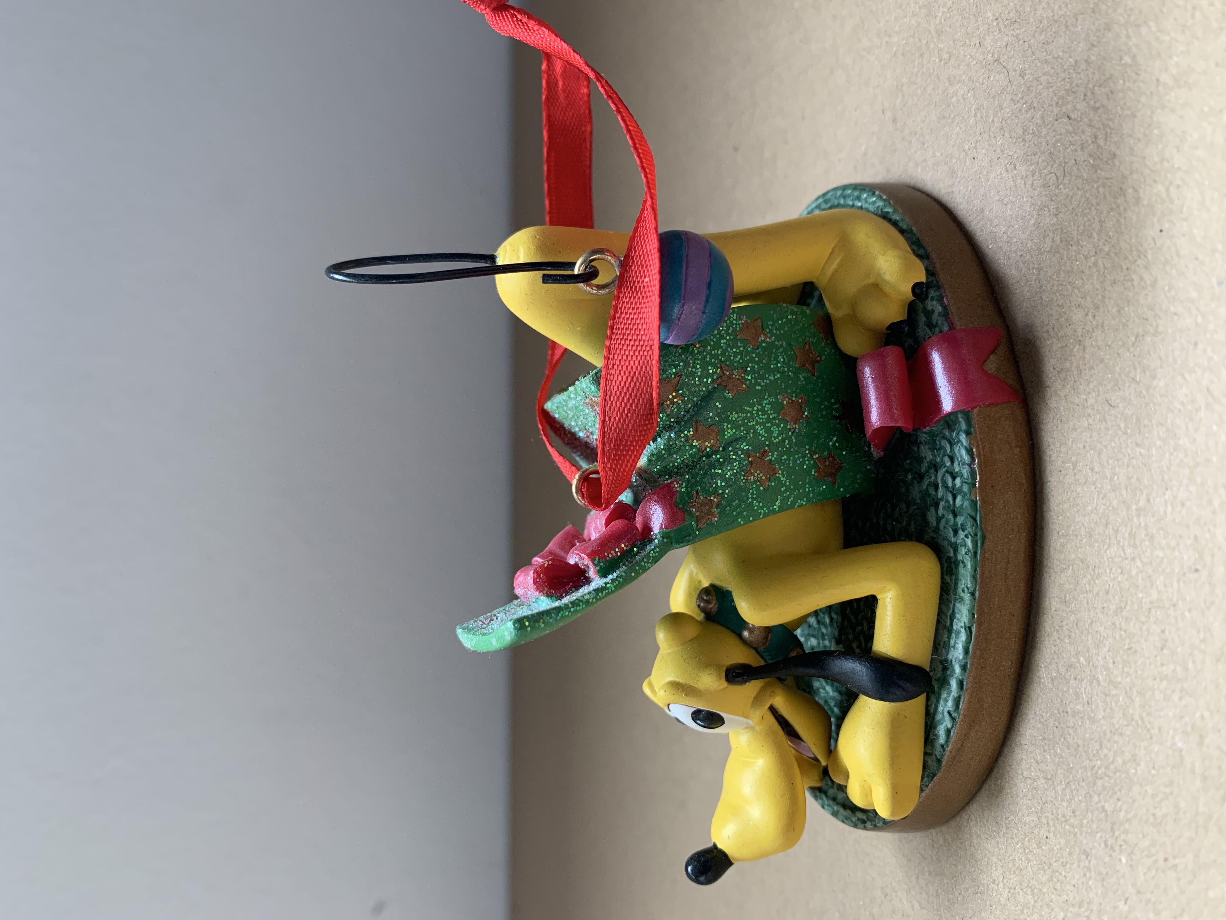 Pluto - Disney Theme Park Merchandise (SKETCHBOOK CHRISTMAS ORNAMENT) action figure collectible - Main Image 3