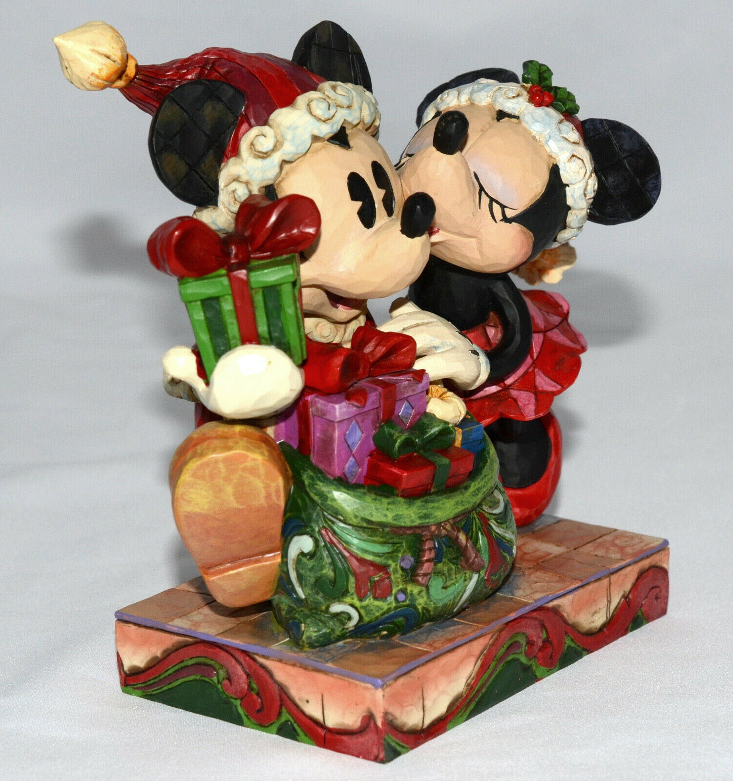 Mickey And Minnie Mouse - Enesco (Disney Traditions Jim Shore) action figure collectible [Barcode 045544134620] - Main Image 2