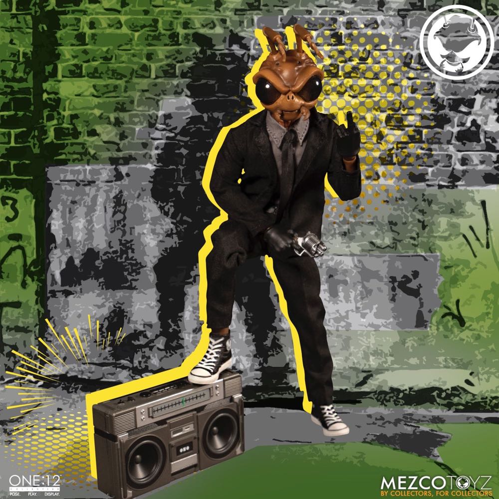 Gomez: Agent - Mezco Toyz (Gomezverse) action figure collectible [Barcode 696198774139] - Main Image 3