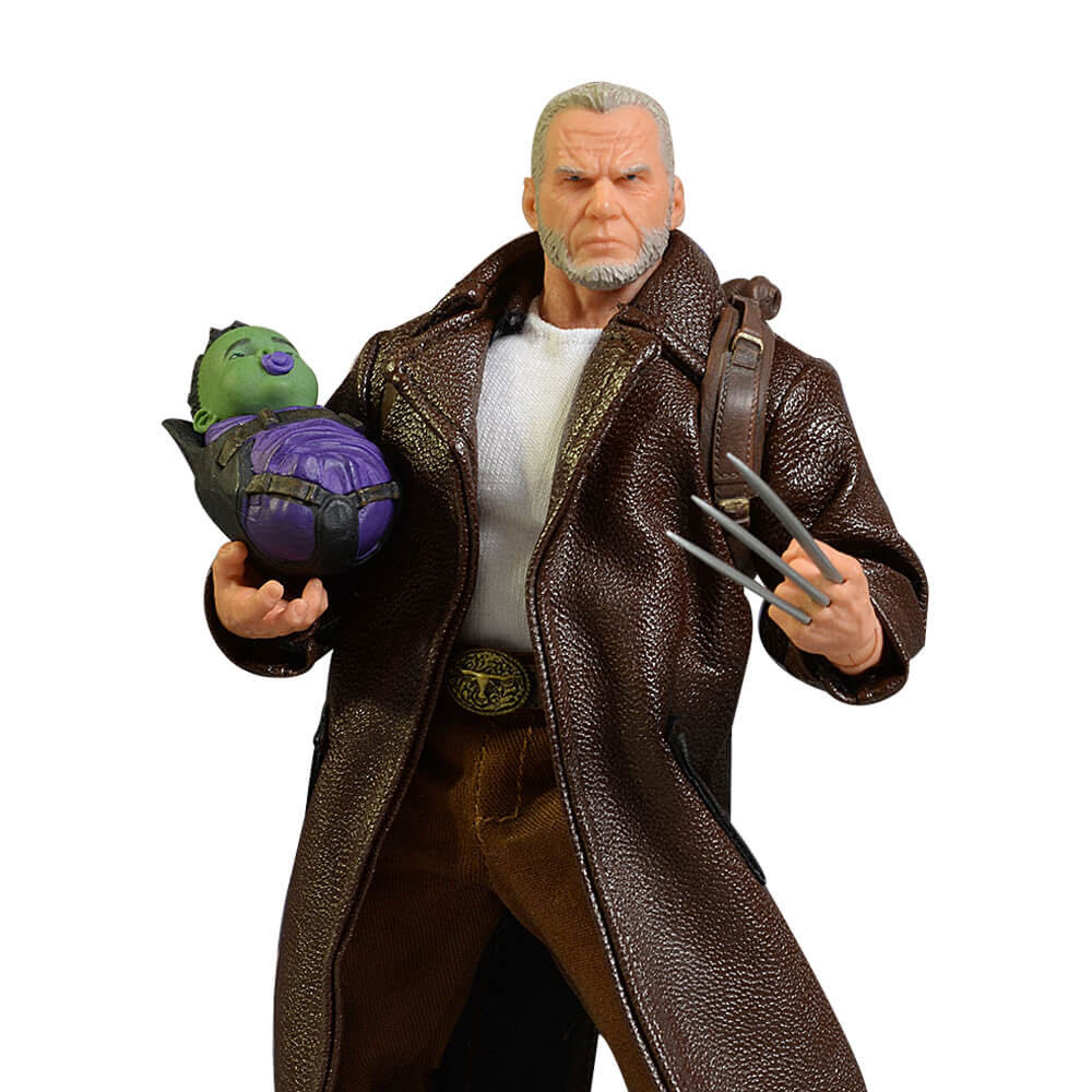 Mezco Old Man Logan - Mezco Toyz (Marvel) action figure collectible [Barcode 696198765335] - Main Image 4