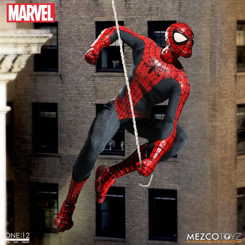 1:12 Collective Spider-Man (Red Blue) - Mezco Toyz (One:12 Collective) action figure collectible [Barcode 696198762907] - Main Image 3