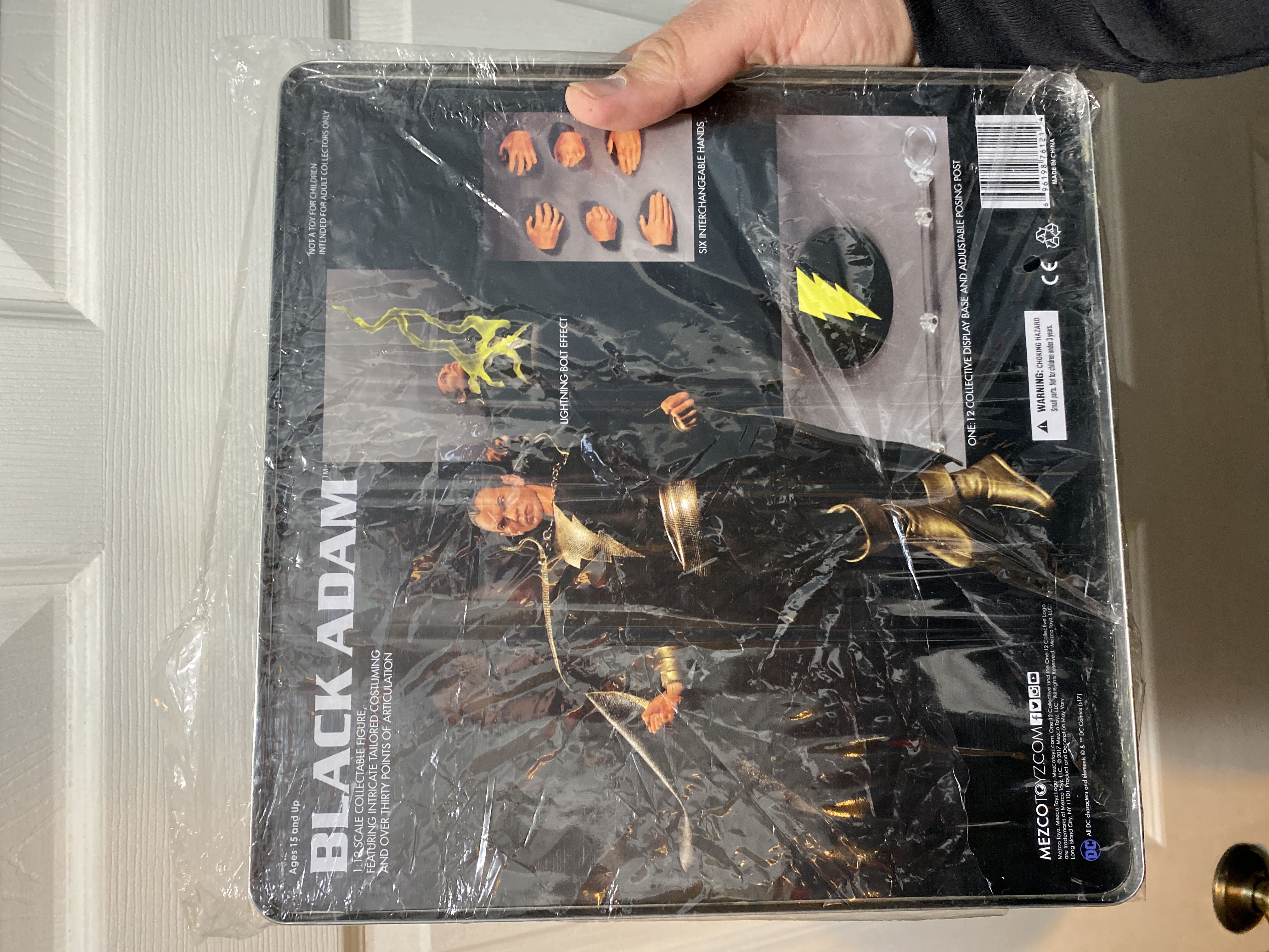 One:12 Collective/ Black Adam - Mezco (DC Comics) (Mezco (DC Comics)) action figure collectible [Barcode 696198761214] - Main Image 2