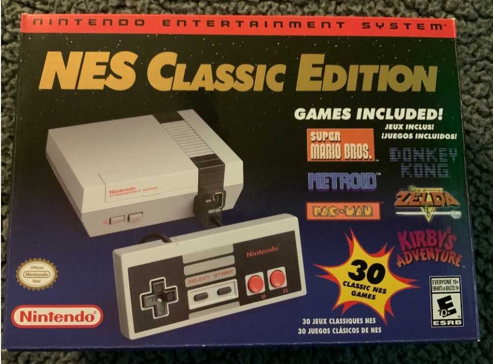 Nintendo NES Classic Edition - Nintendo action figure collectible [Barcode 045496590024] - Main Image 3