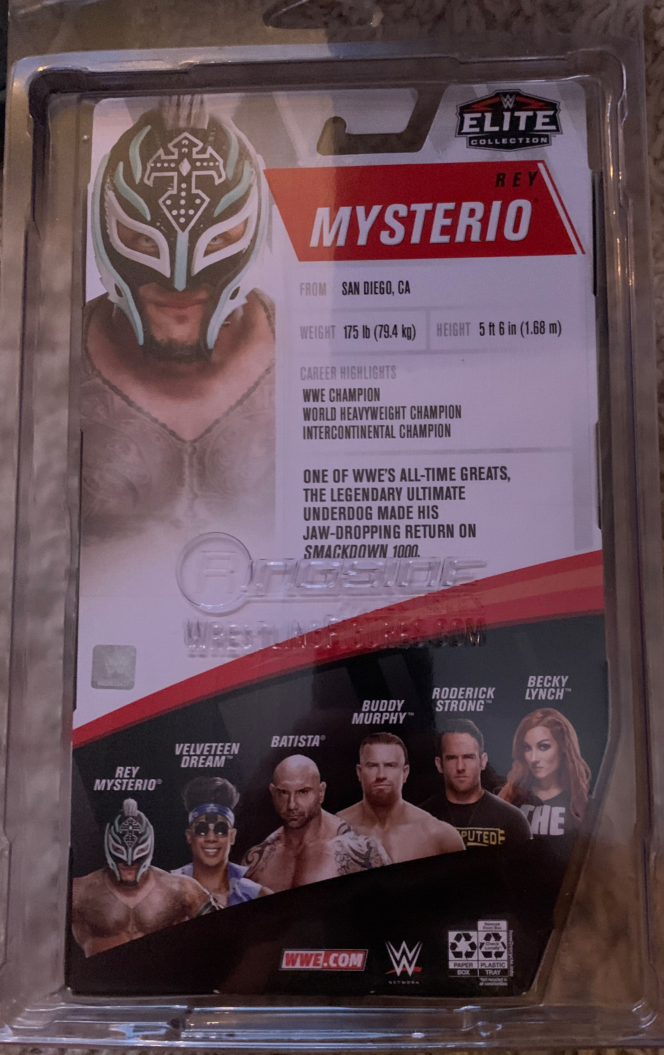 Rey Mysterio (Elite 72) - Mattel (WWE Elite Series 72) action figure collectible [Barcode 887961829990] - Main Image 2