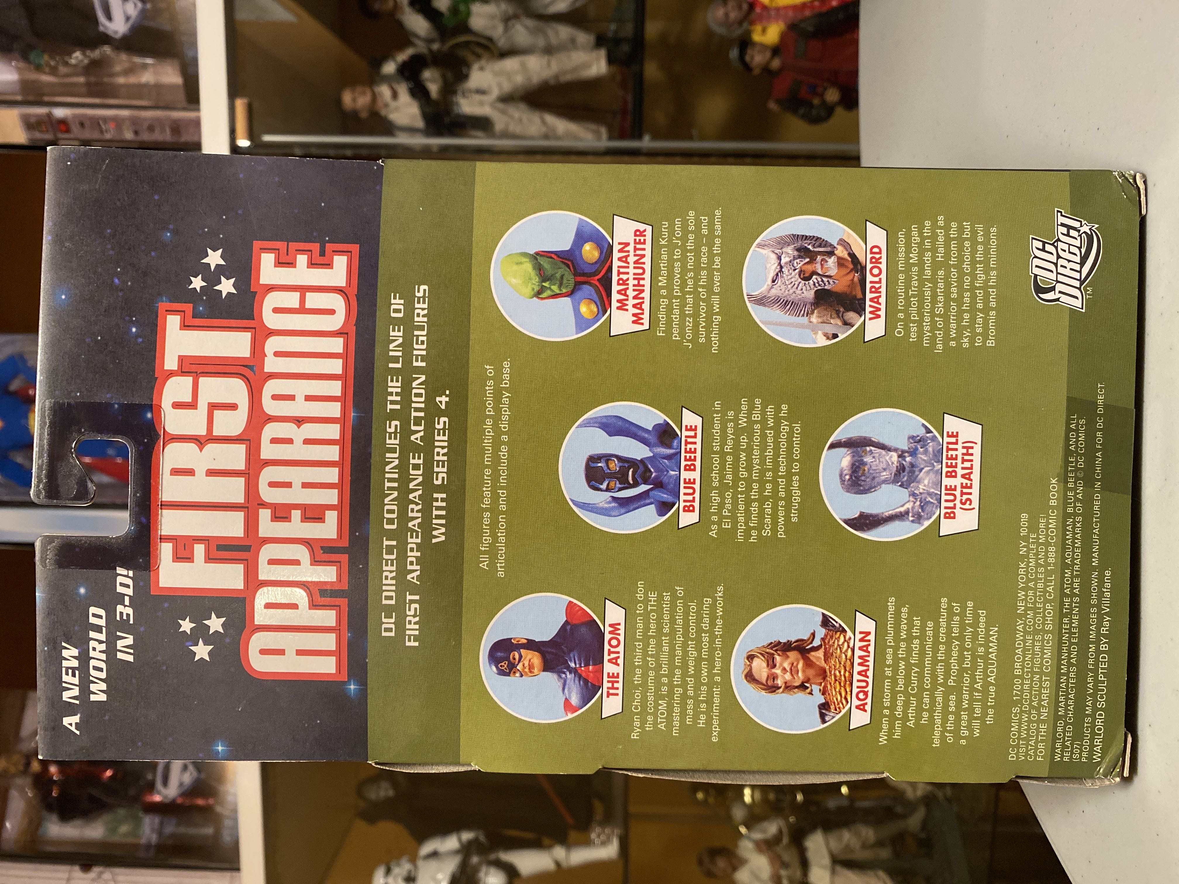 Brave and the Bold - DC Direct (DC Comics - First Appearance) action figure collectible [Barcode 761941258300] - Main Image 2