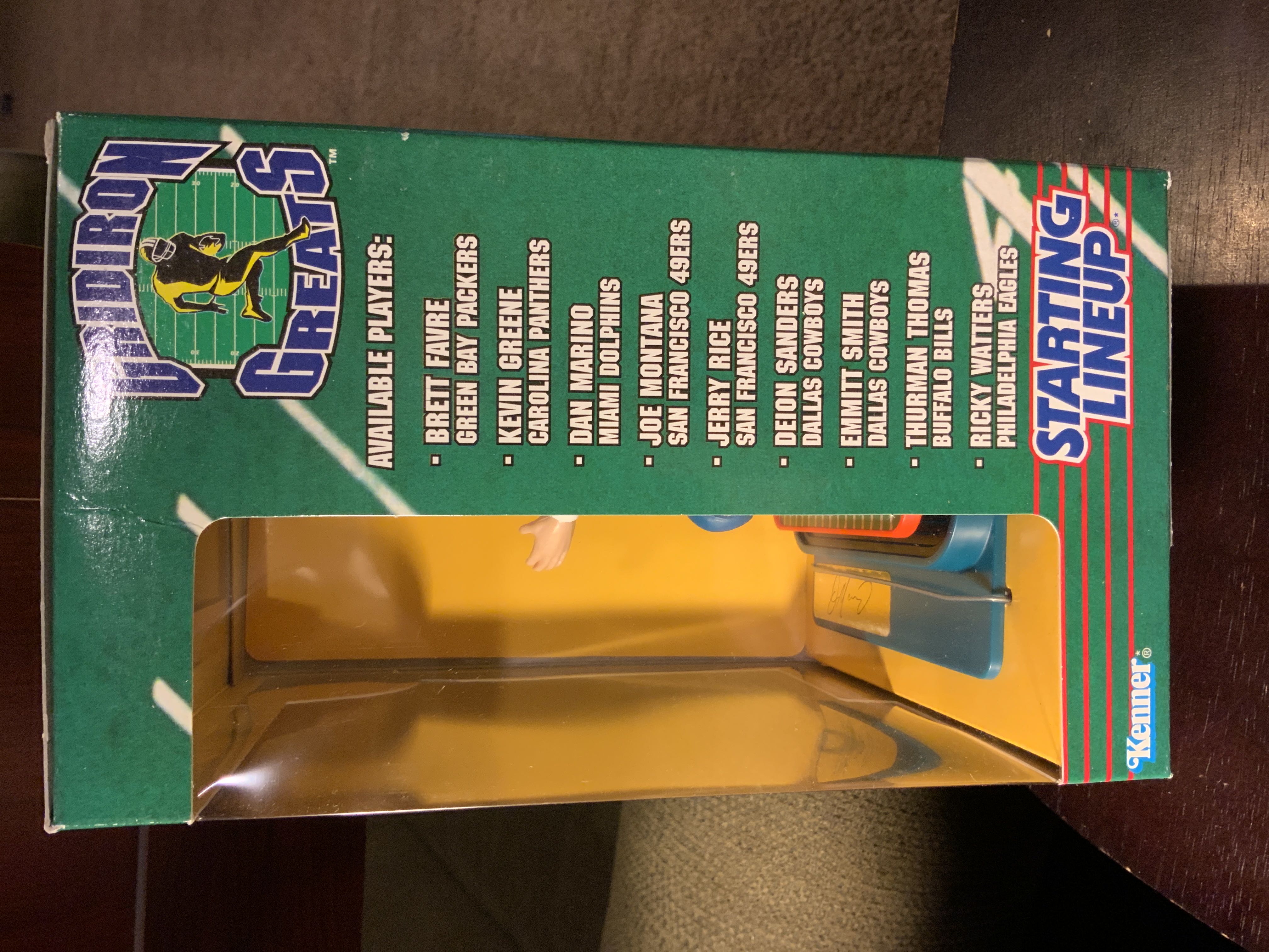 Gridiron Greats Dan Marino - Kenner (Starting Lineup Football) action figure collectible [Barcode 076281694269] - Main Image 2