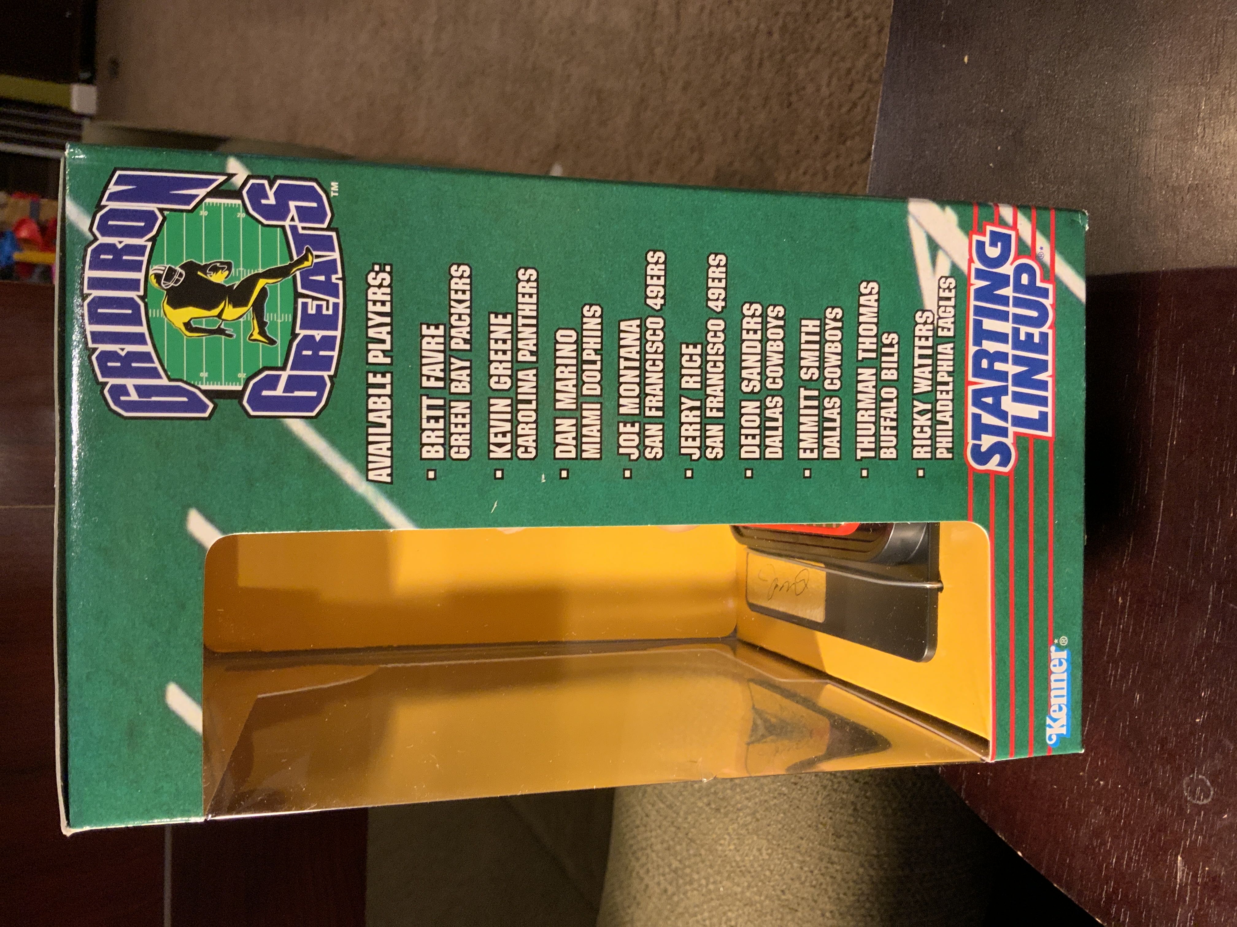 Gridiron Greats Joe Montana - Kenner (Starting Lineup Football) action figure collectible [Barcode 076281713724] - Main Image 2