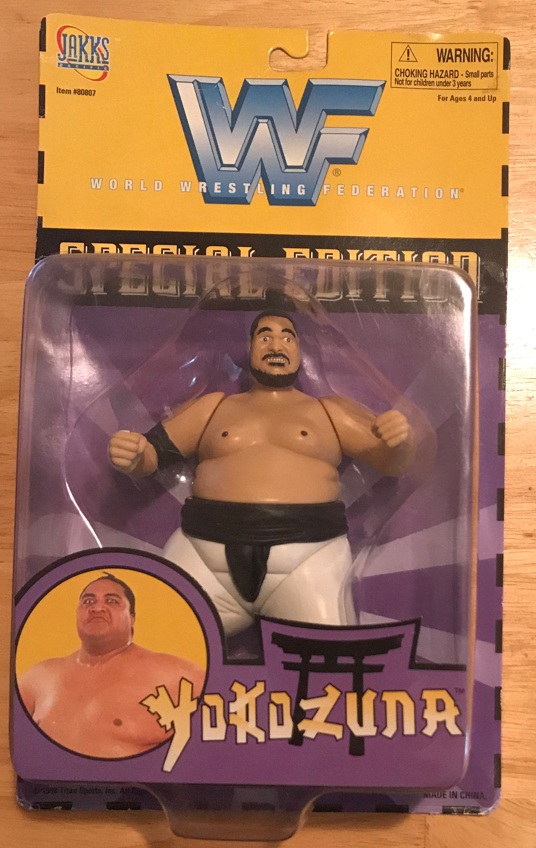 WWF Jakks Pacific BCA KB Toys Exclusive Special Edition Series: Yokozuna (White Tights Edition) - WWF Jakks Pacific BCA (WWF Jakks Pacific BCA KB Toys Exclusive Special Edition Series) action figure collectible [Barcode 039897808079] - Main Image 1