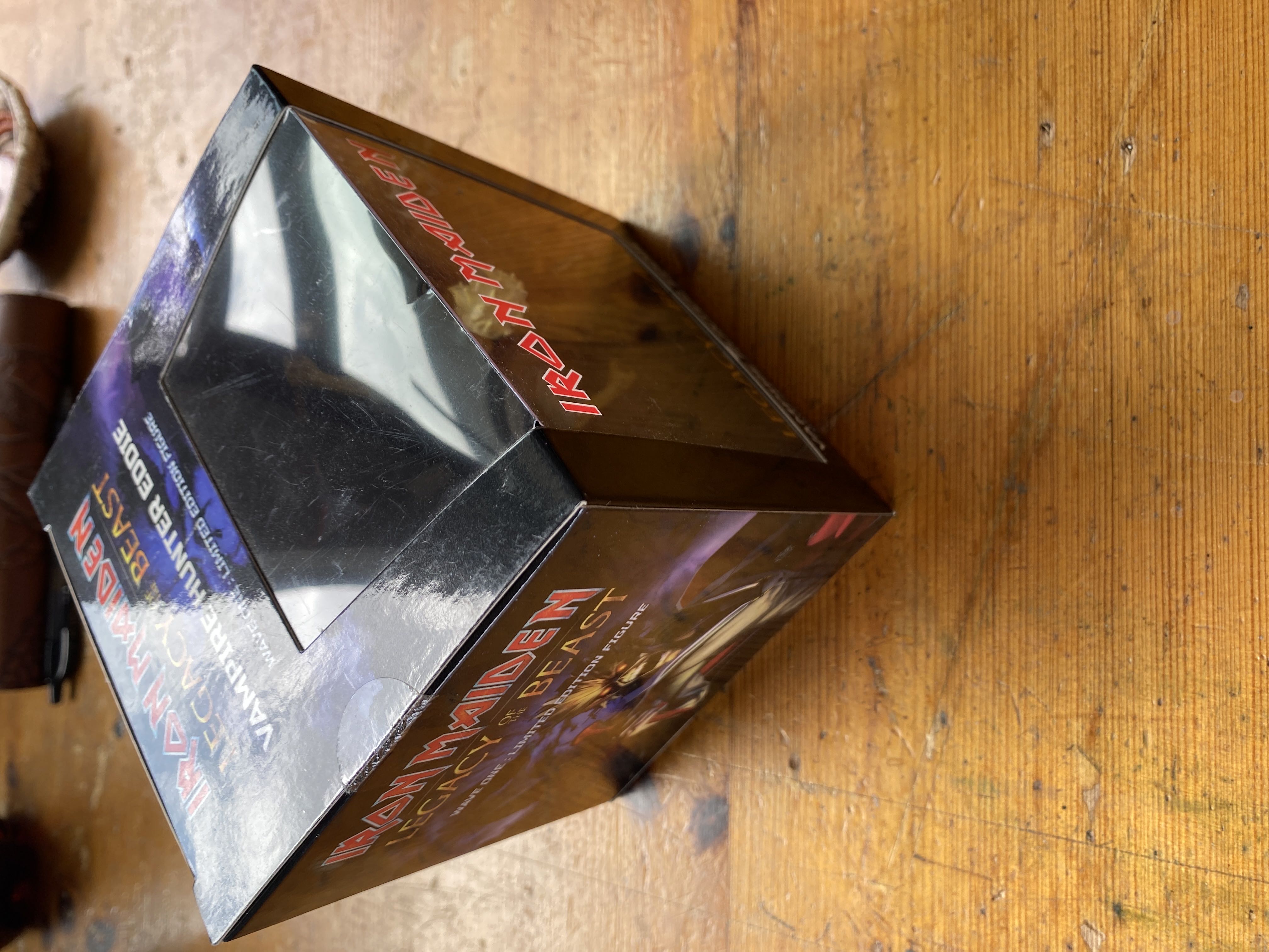 Iron Maiden: Legacy of the Beast - Nodding Frog (Vampire Hunter Eddie) action figure collectible - Main Image 2