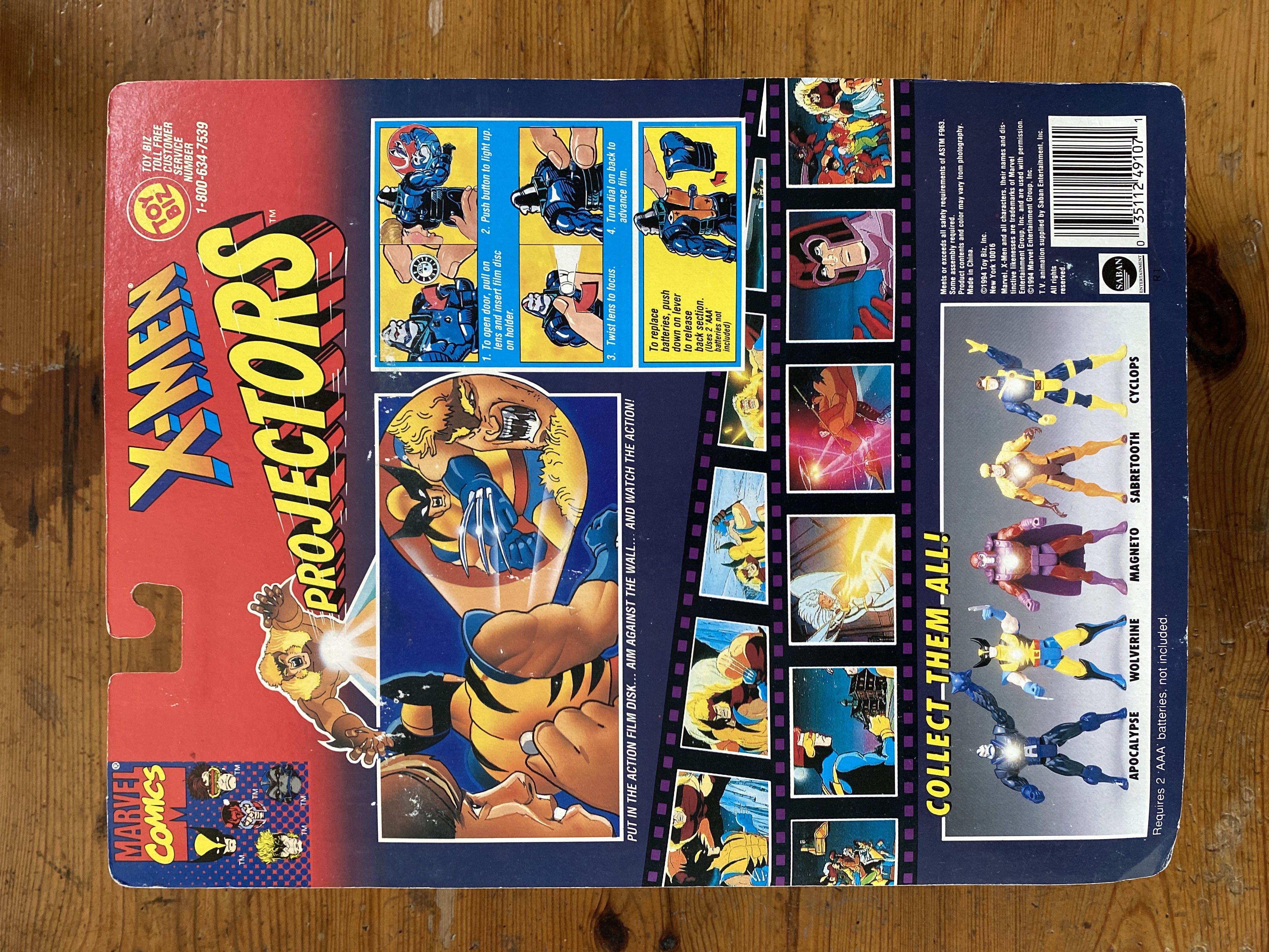 Magneto - Toybiz (X-Men: Projectors) action figure collectible [Barcode 035112491071] - Main Image 2