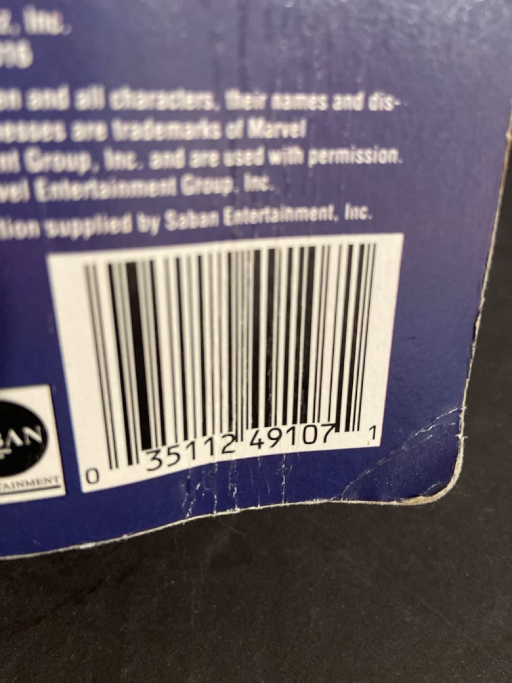 Magneto - Toybiz (X-Men: Projectors) action figure collectible [Barcode 035112491071] - Main Image 4