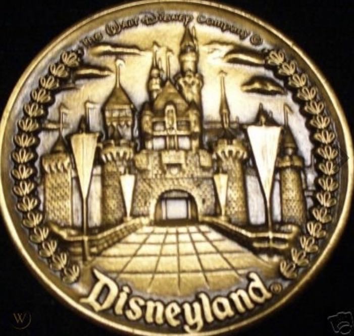 Disneyland Coin - Disneyland (Disneyland Parks) action figure collectible - Main Image 3