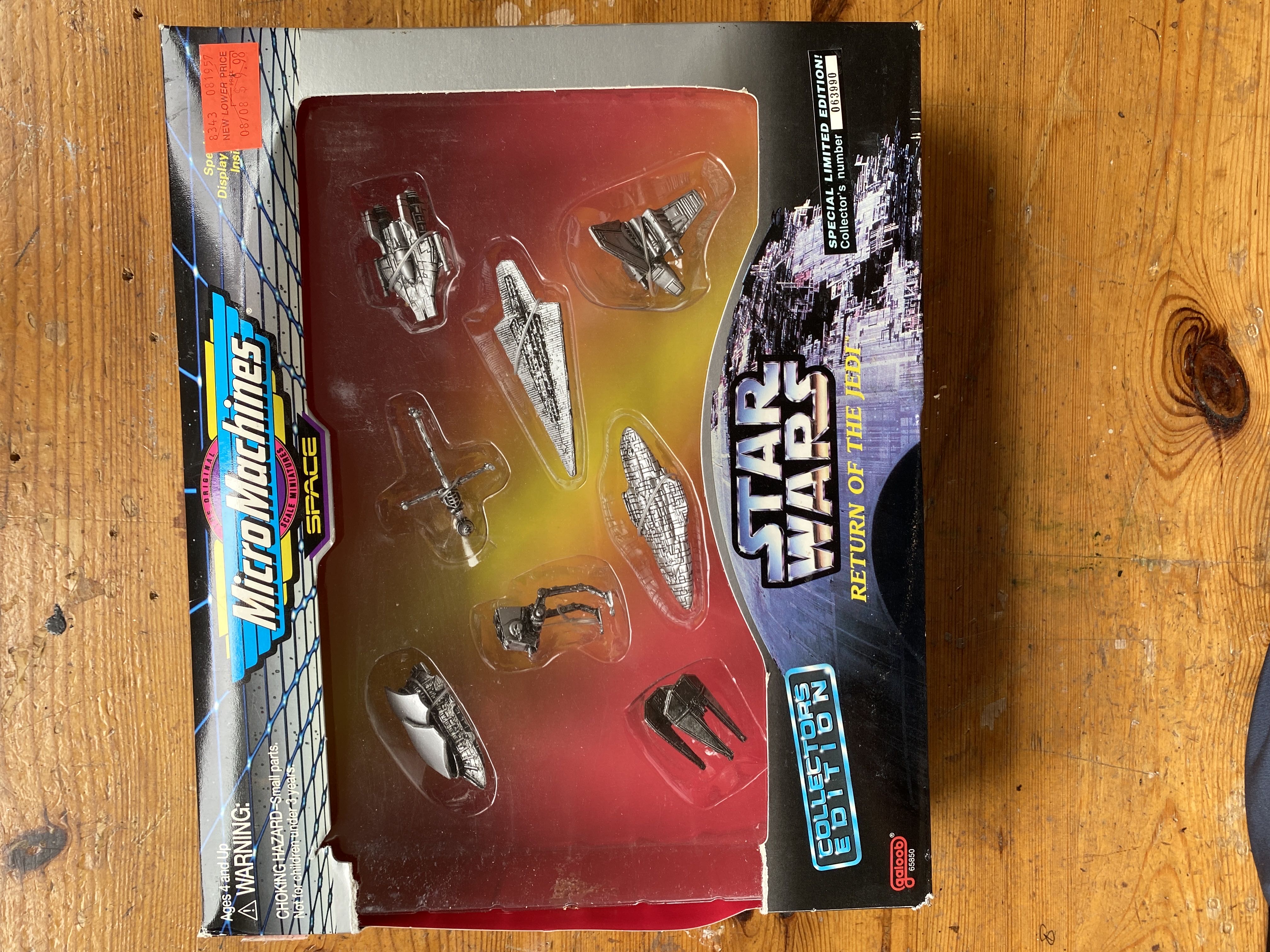 Star Wars: Return Of The Jedi Collectors Edition - Galoob (Star Wars: Return Of The Jedi) action figure collectible [Barcode 047246658534] - Main Image 1