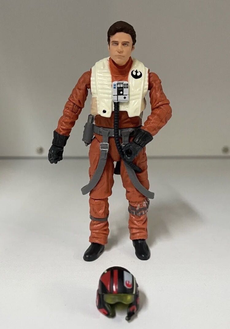 Poe Dameron VC160 - Hasbro (Star Wars Episode IX: The Rise of Skywalker) action figure collectible - Main Image 3