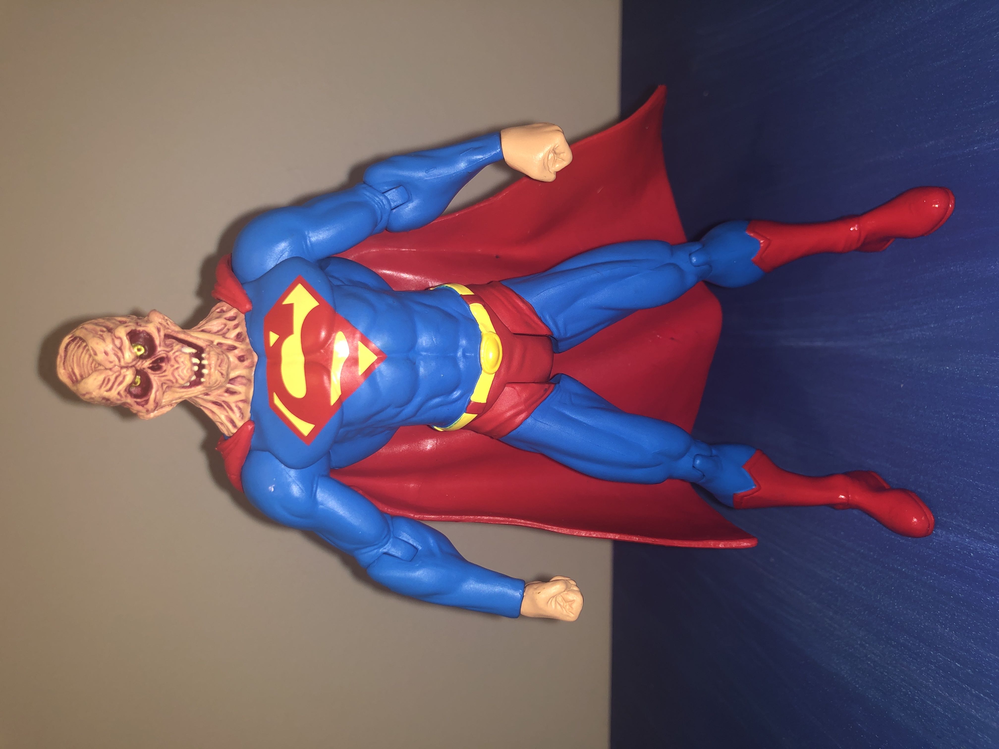 Enemies Among Us Superman - DC action figure collectible - Main Image 1