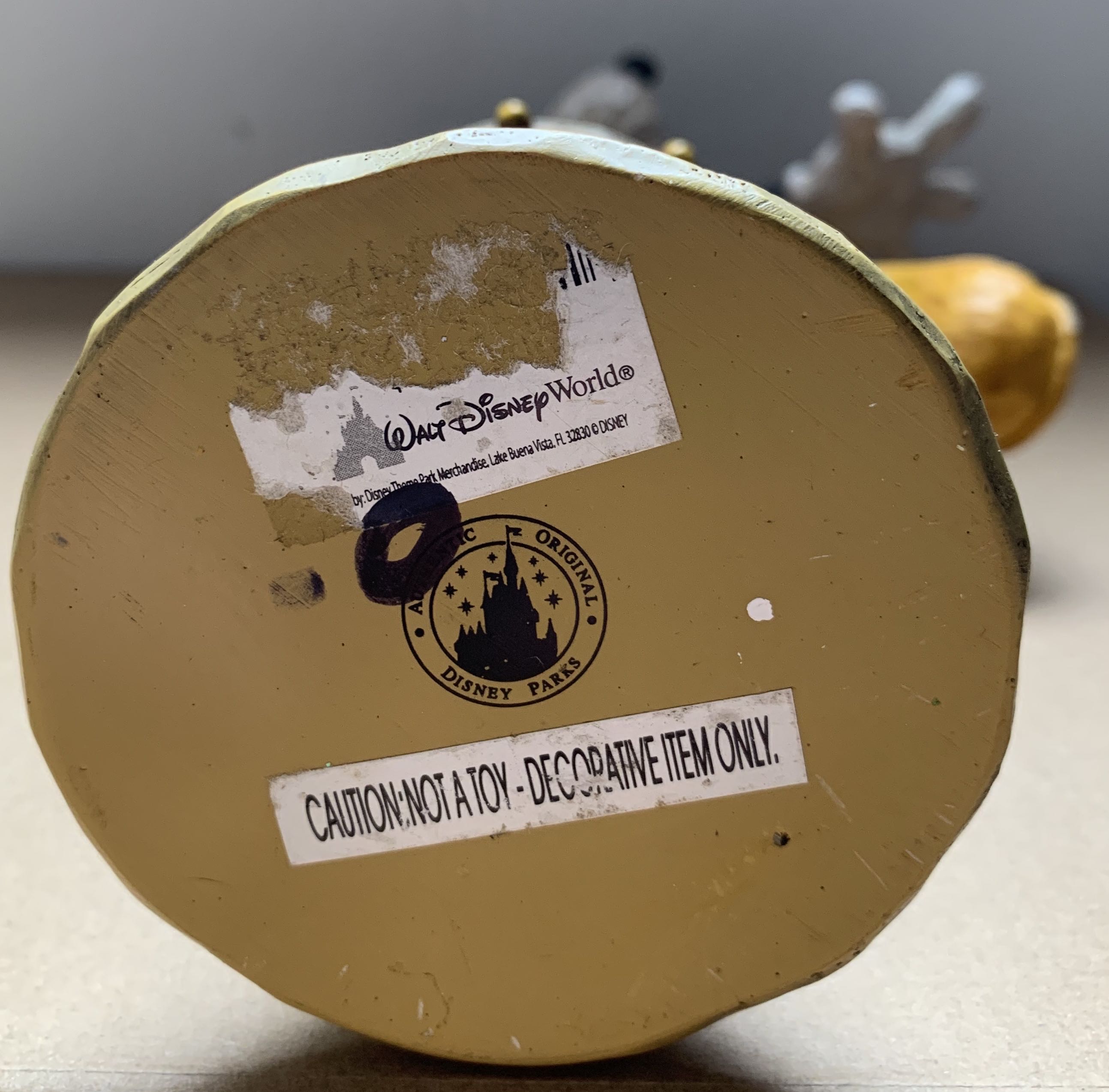 Mickey Mouse - Walt Disney Company (Disney Theme Park Merchandise) action figure collectible - Main Image 4