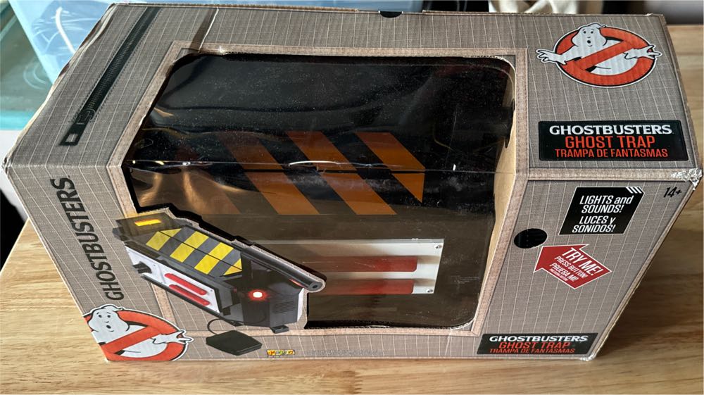 Ghost Trap - Rubies (Ghostbusters) action figure collectible [Barcode 082686211970] - Main Image 2