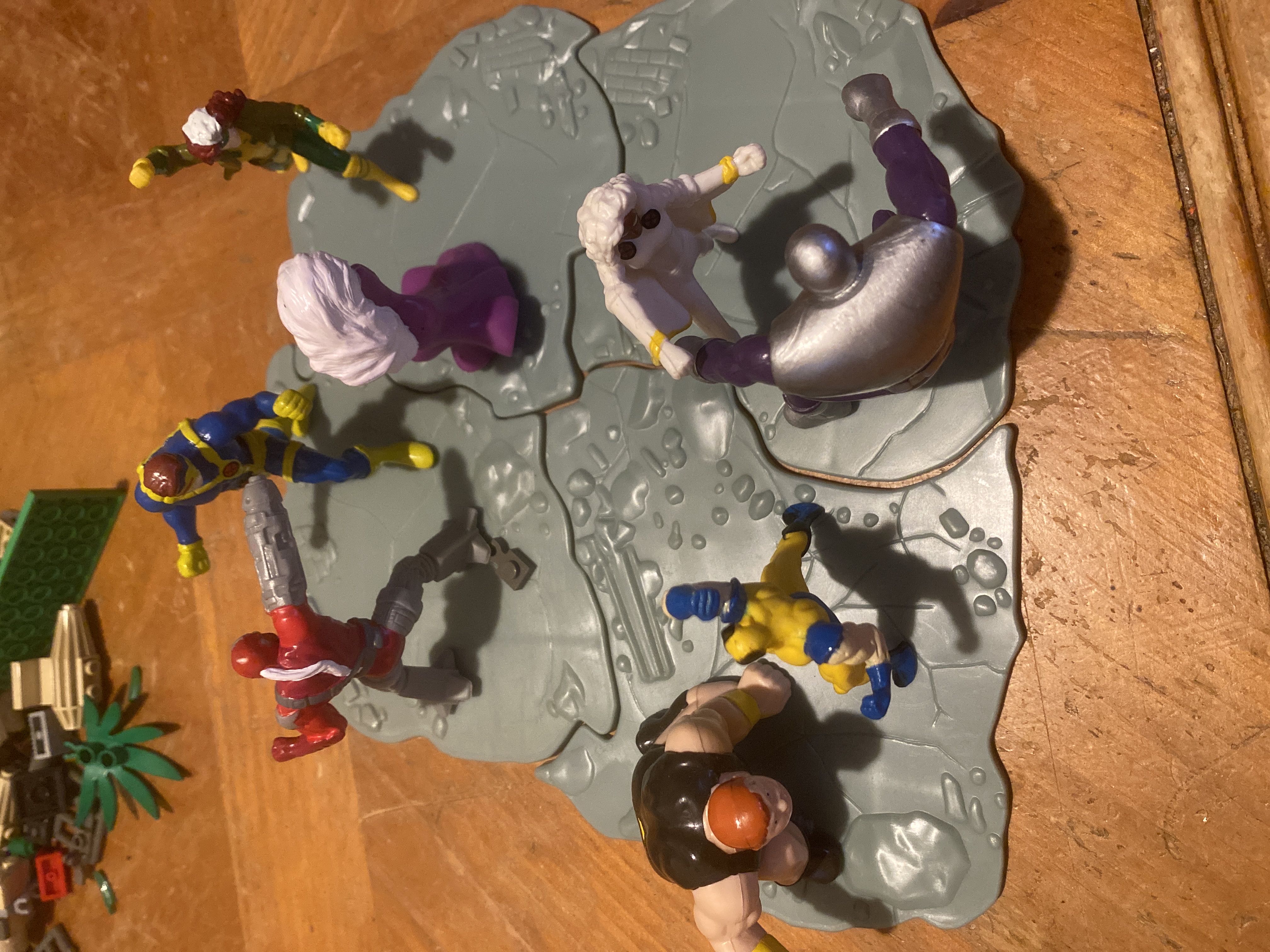 Mezco Rumble Gomez Stealth Ops