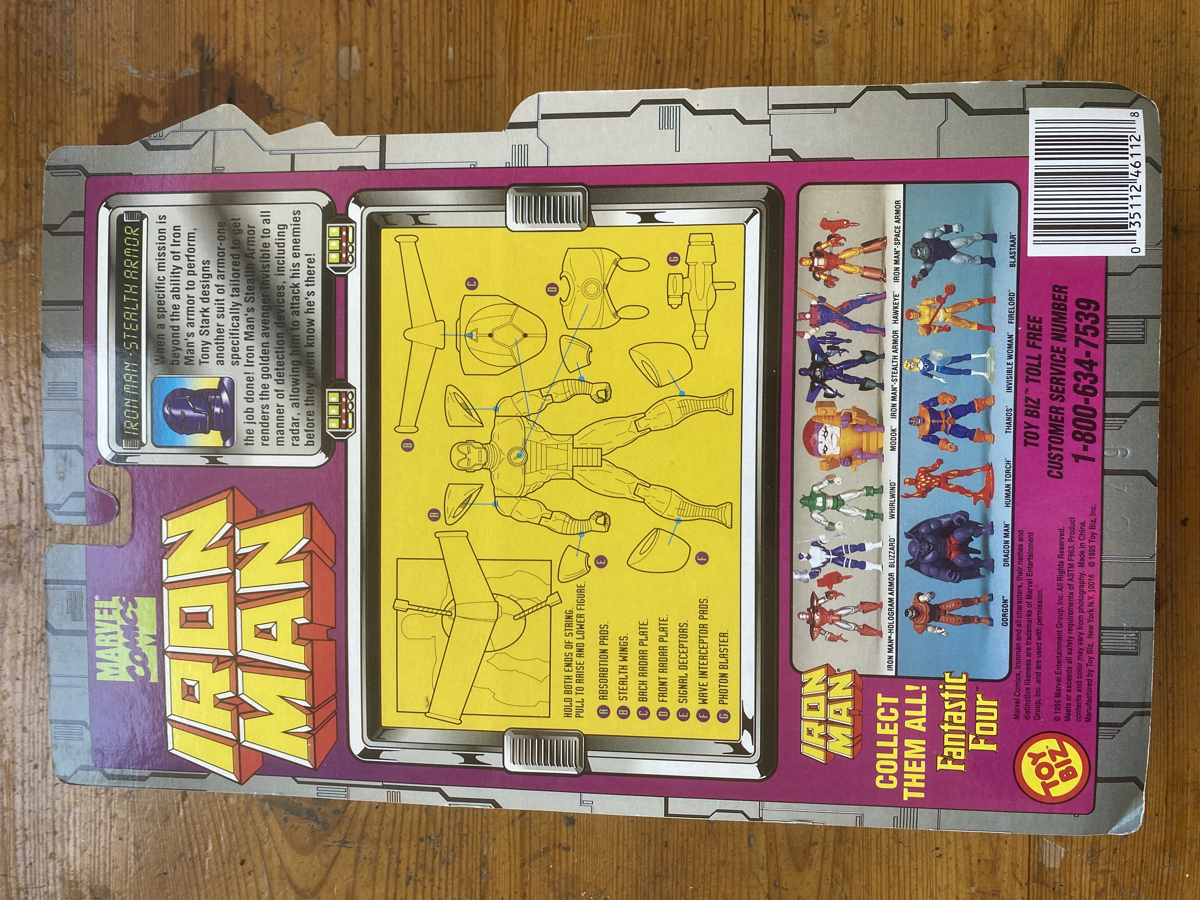 Iron Man (Stealth Armor) - Toy Biz (Iron Man) action figure collectible [Barcode 035112461128] - Main Image 2