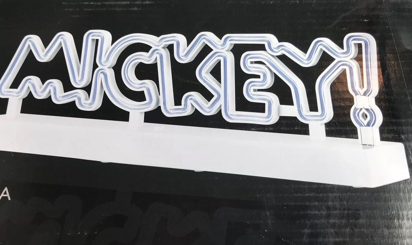 Radiator Springs Lightening McQueen