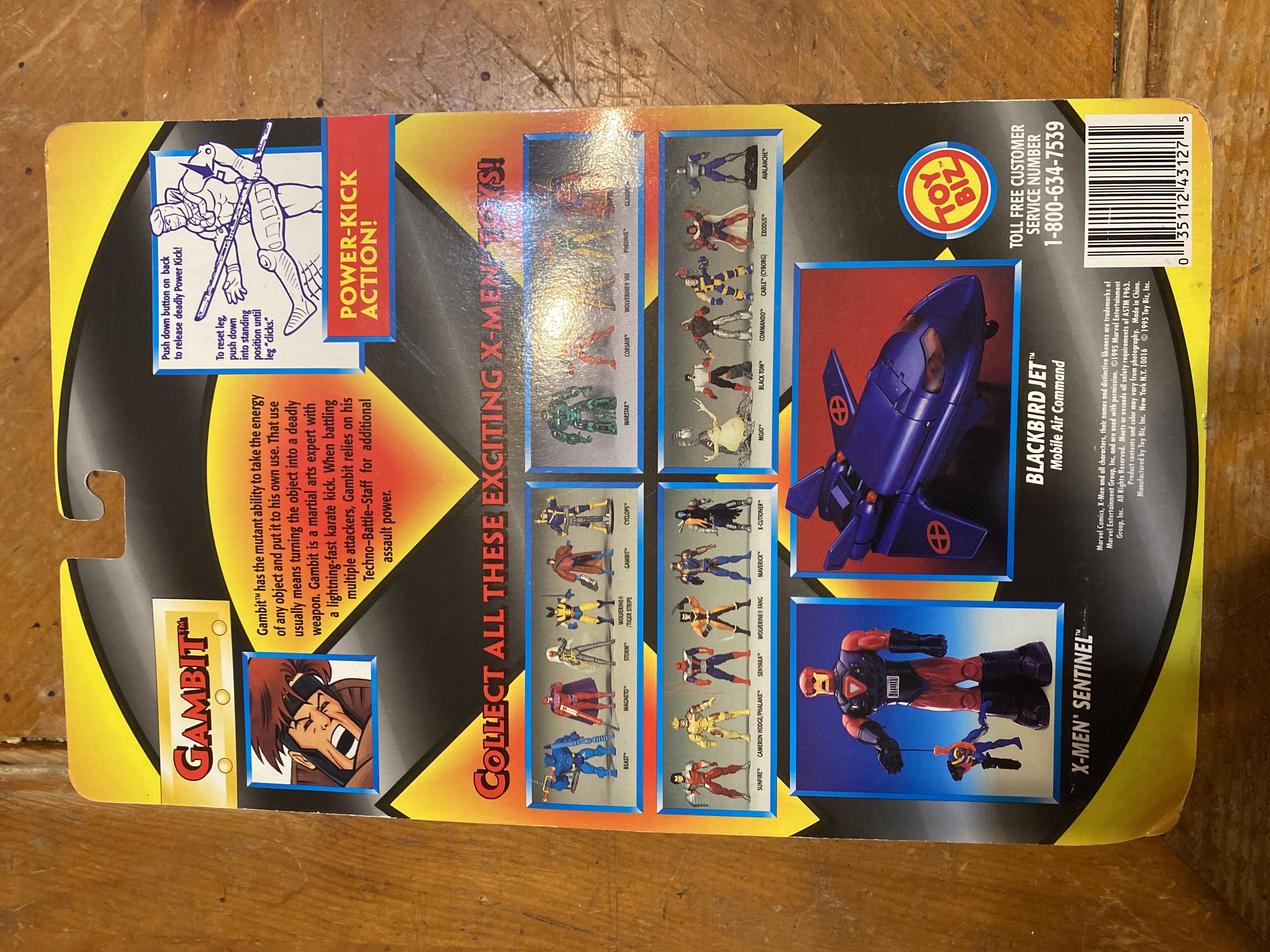 X-Men: Classics - Toy Biz (Gambit) action figure collectible [Barcode 035112431275] - Main Image 2