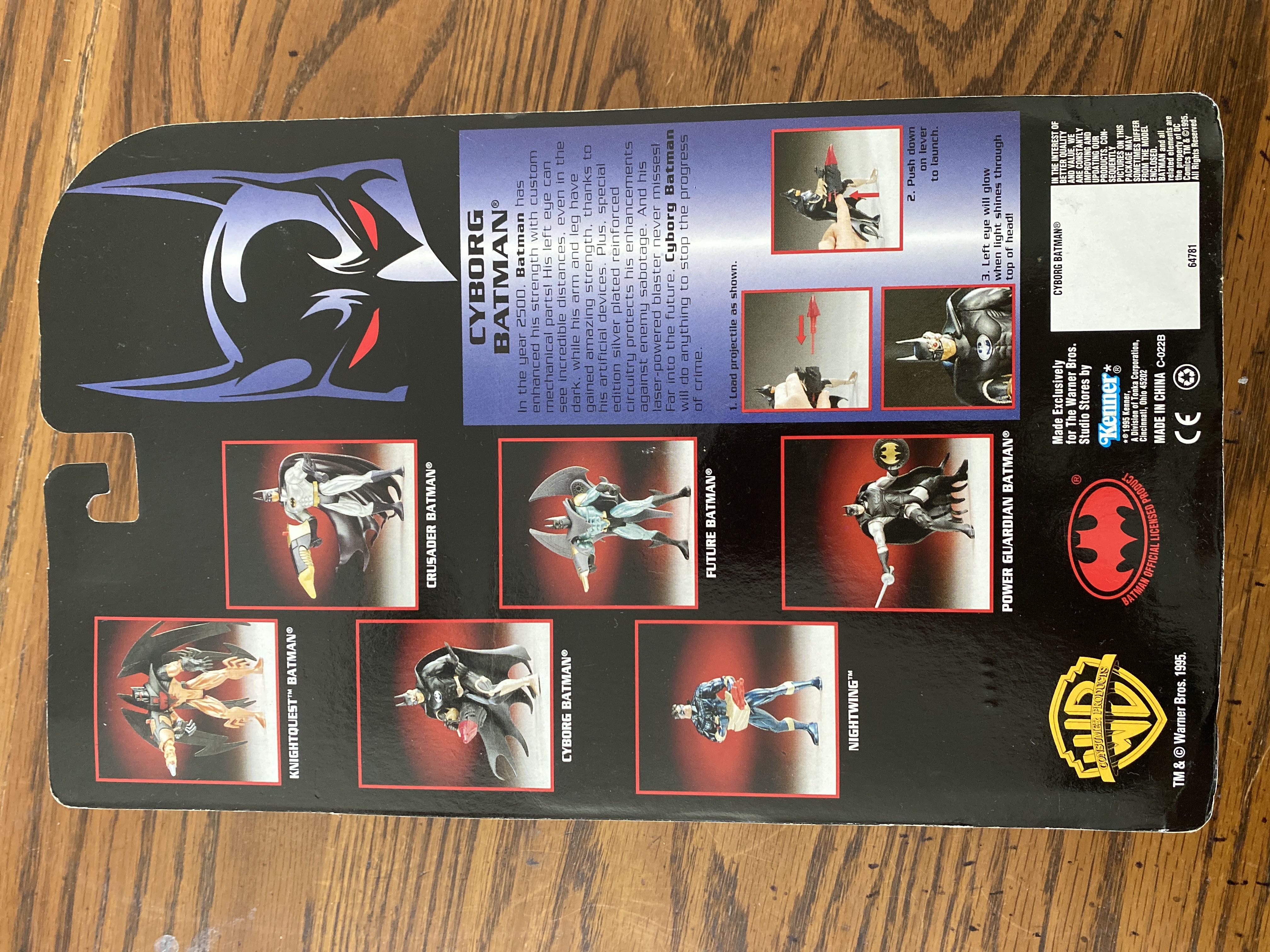 Batman: Legends of Batman - Hasbro / Kenner (Cyborg Batman) action figure collectible - Main Image 2