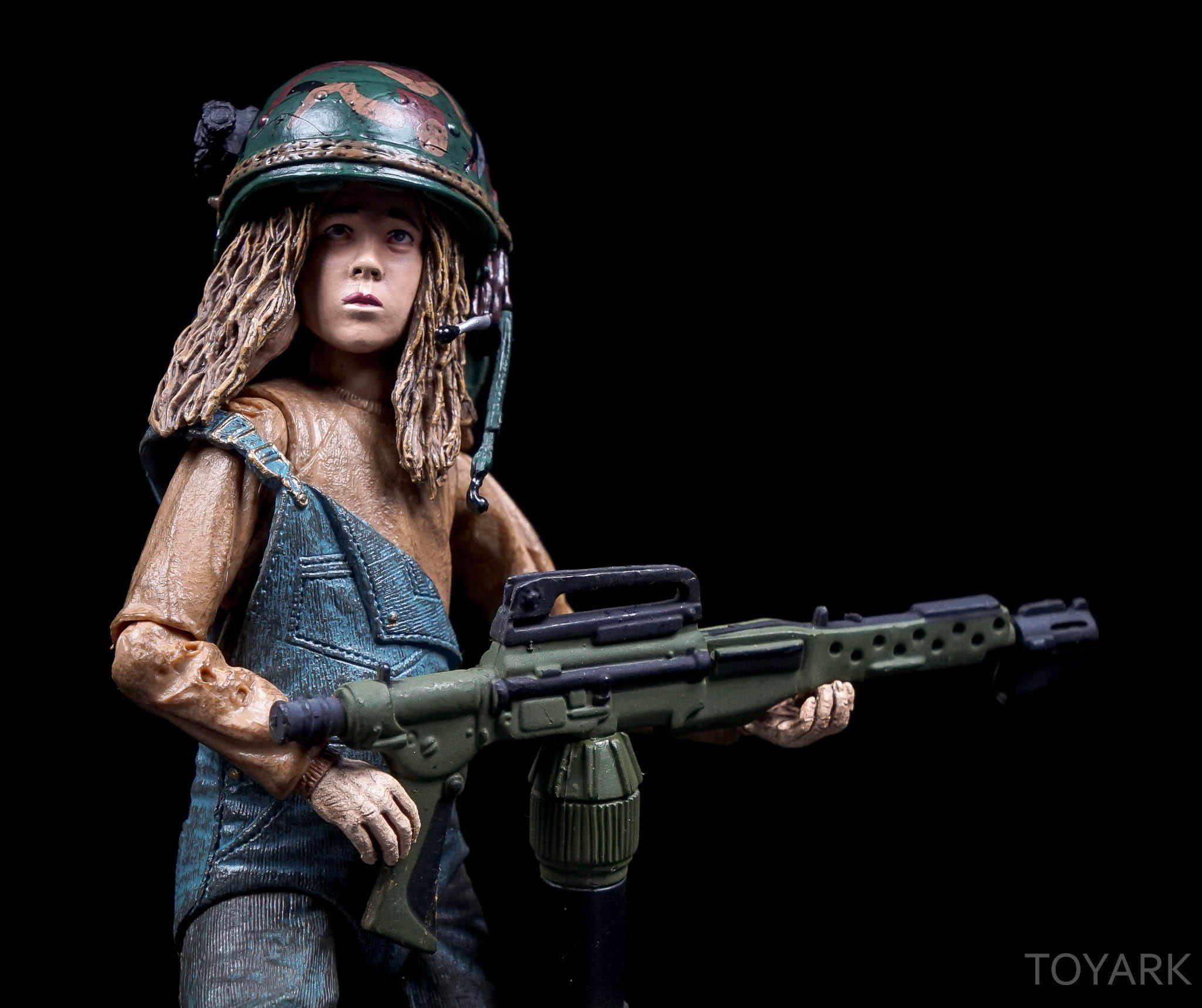Aliens Rebecca ”Newt” Jorden - Neca (Aliens 30) action figure collectible [Barcode 634482516157] - Main Image 3