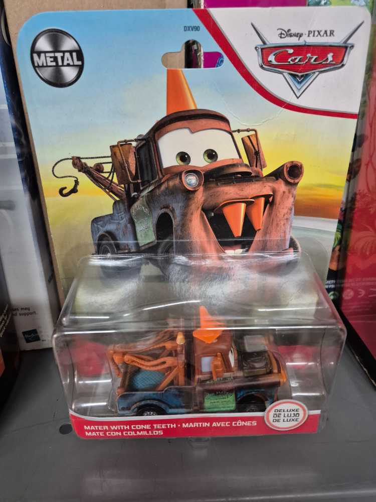 Disney picks her cars, mater, team ninety five and fifty one  (Cars 3) action figure collectible [Barcode 887961403596] - Main Image 2