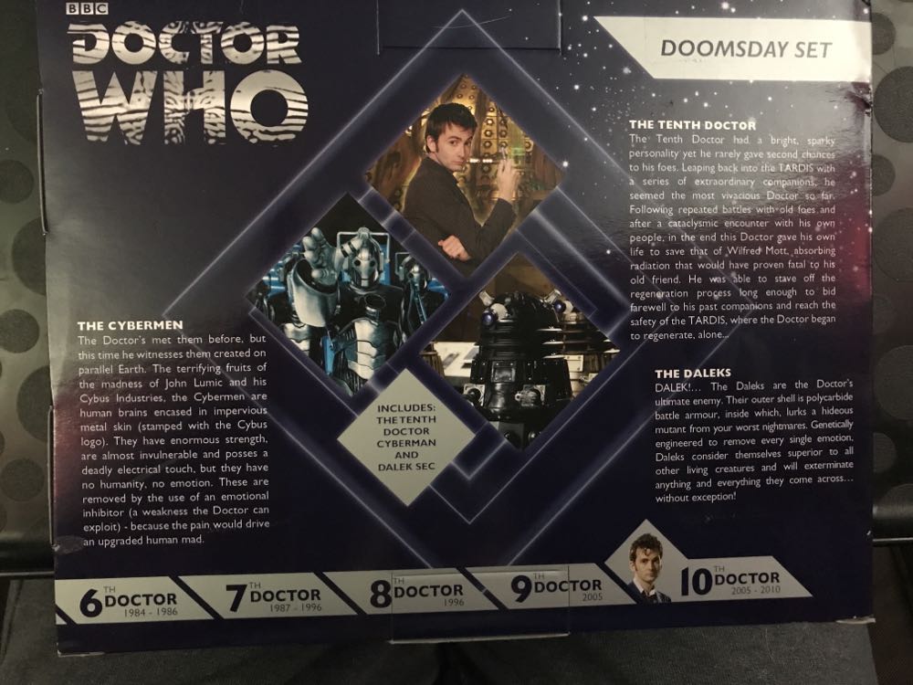 10th Doctor Doomsday Set - Underground Toys (Doctor Who) action figure collectible [Barcode 5029736023225] - Main Image 2