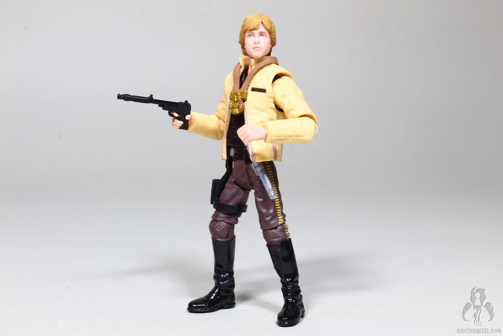 VC151 Luke Skywalker (Yavin Ceremony) - Hasbro (Star Wars: Episode IV - A New Hope) action figure collectible [Barcode 630509842421] - Main Image 2