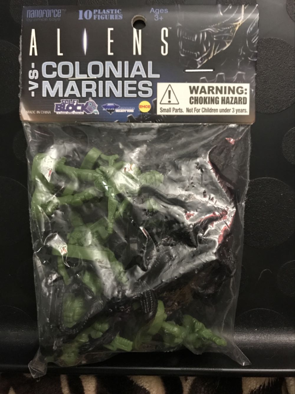 Aliens vs Colonial Marines - Diamond Select Toys (Aliens) action figure collectible [Barcode 699788731598] - Main Image 1