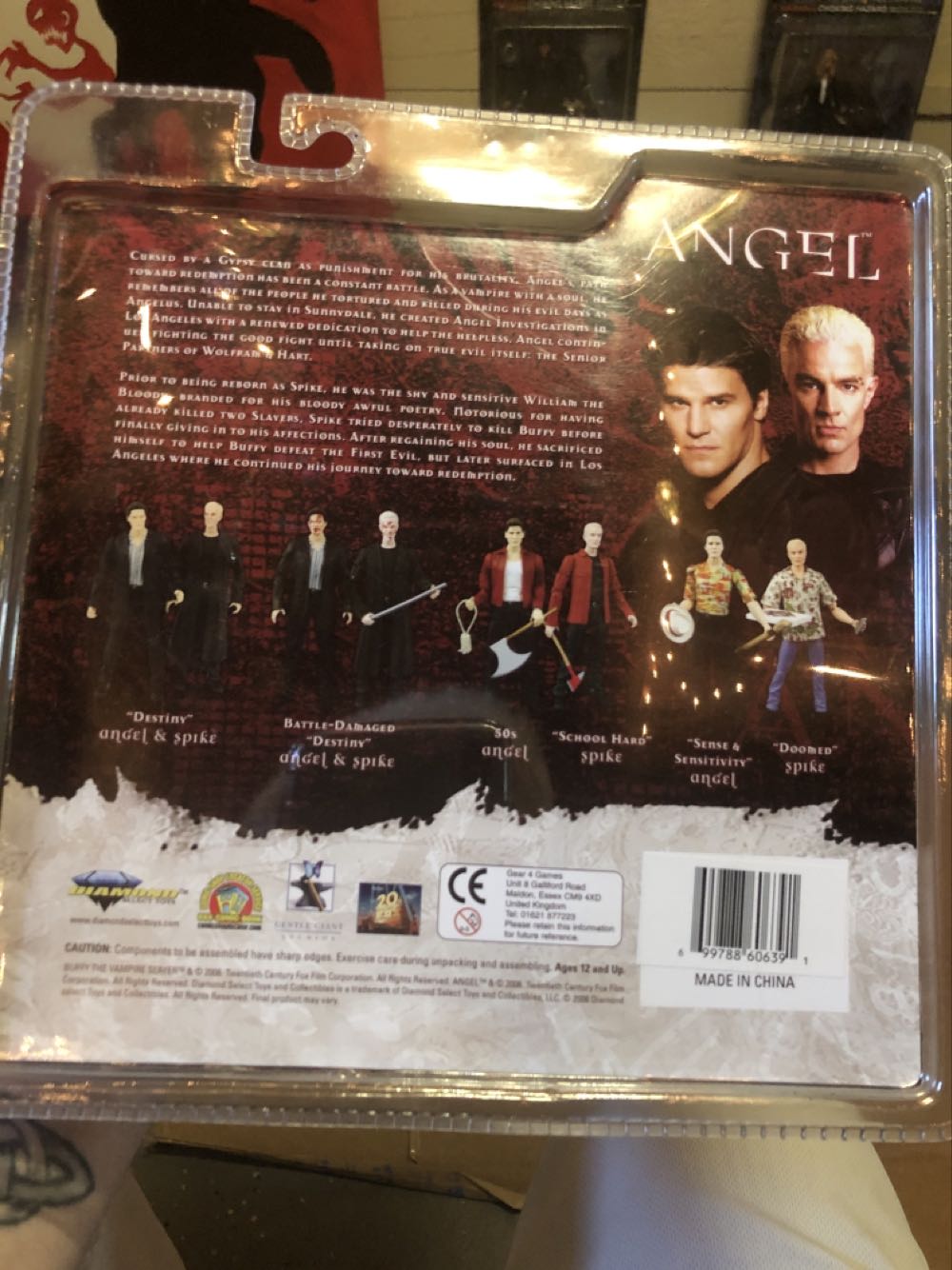 Angel Destiny - Diamond Select (S1 Angel Deluxe) action figure collectible [Barcode 699788606391] - Main Image 2