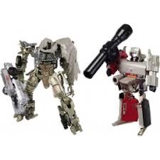 G1 And Movie Megatron - Takara Tomy (Transformers) action figure collectible [Barcode 4904810430261] - Main Image 2