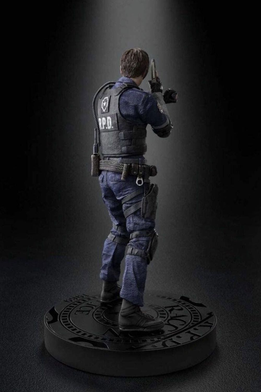 Resident Evil 2 Collector’s Edition Leon Kennedy Statue - Capcom (Resident Evil) action figure collectible - Main Image 3