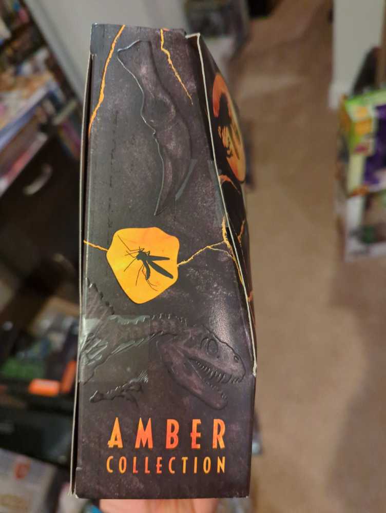 Jurassic Park - Velociraptor - Mattel (Jurassic Park Amber Collection) action figure collectible [Barcode 887961809138] - Main Image 4