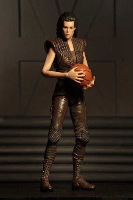 Alien Resurrection: Ripley 8 - Neca Reel Toys (Alien Resurrection) action figure collectible - Main Image 3