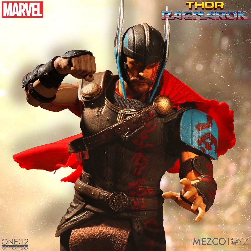 Mezco Marvel Thor Ragnorak - One:12 Collective By Mezco Toyz action figure collectible - Main Image 2