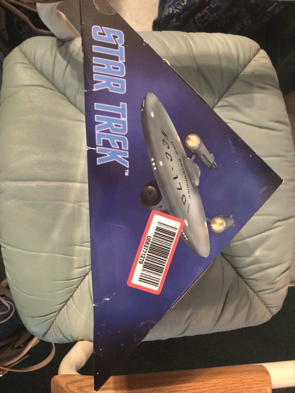 Lt. Sulu & Lt. Uhura - Mego (Mirror Mirror) action figure collectible [Barcode 852404008829] - Main Image 4