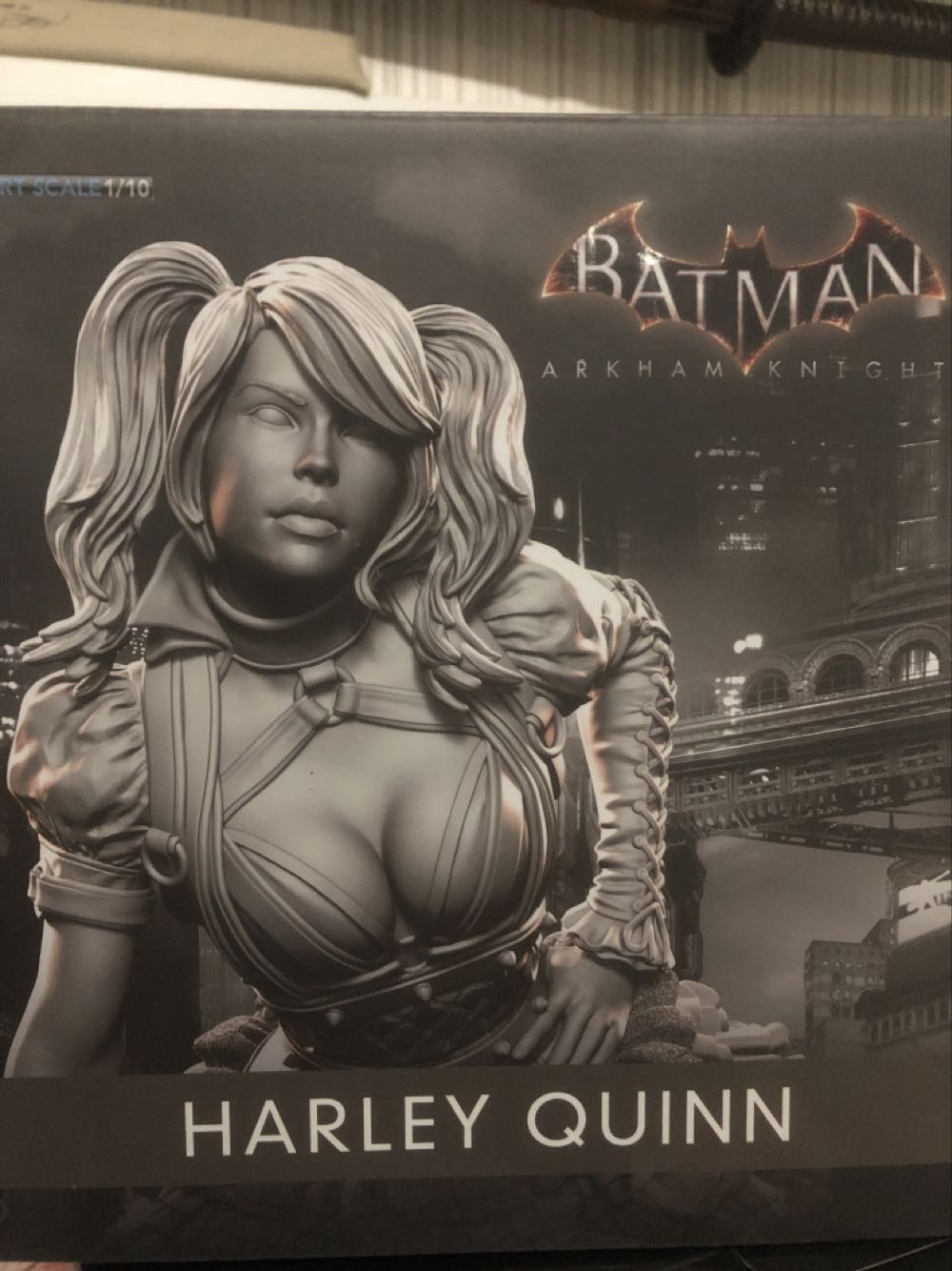 Harley Quinn - Batman: Arkham Knight - Iron Studios (Batman Arkham Knight) action figure collectible [Barcode 742832353748] - Main Image 2