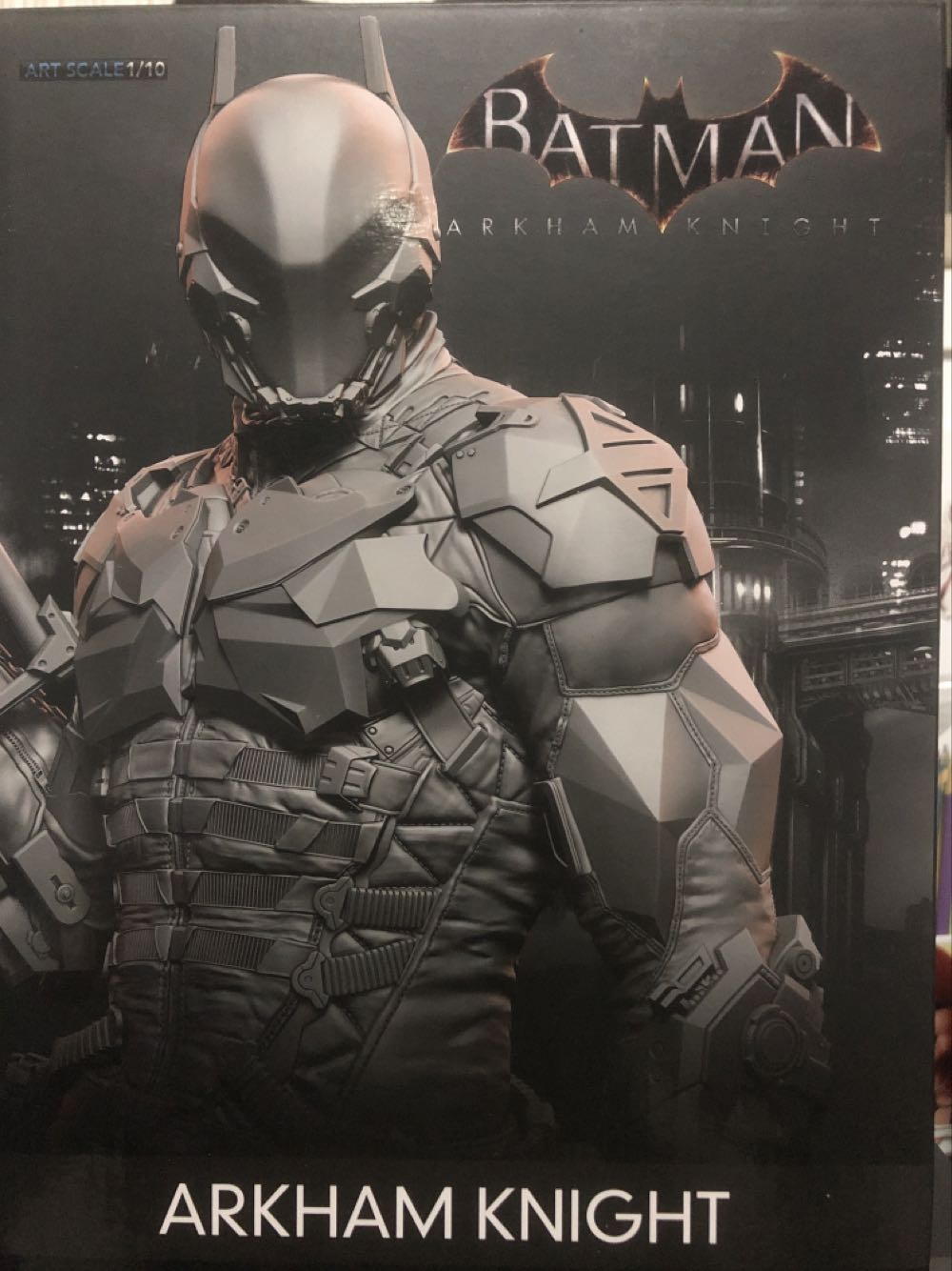 Batman: Arkham Knight - Iron Studios (Batman Arkham Knight) action figure collectible [Barcode 751320300430] - Main Image 2