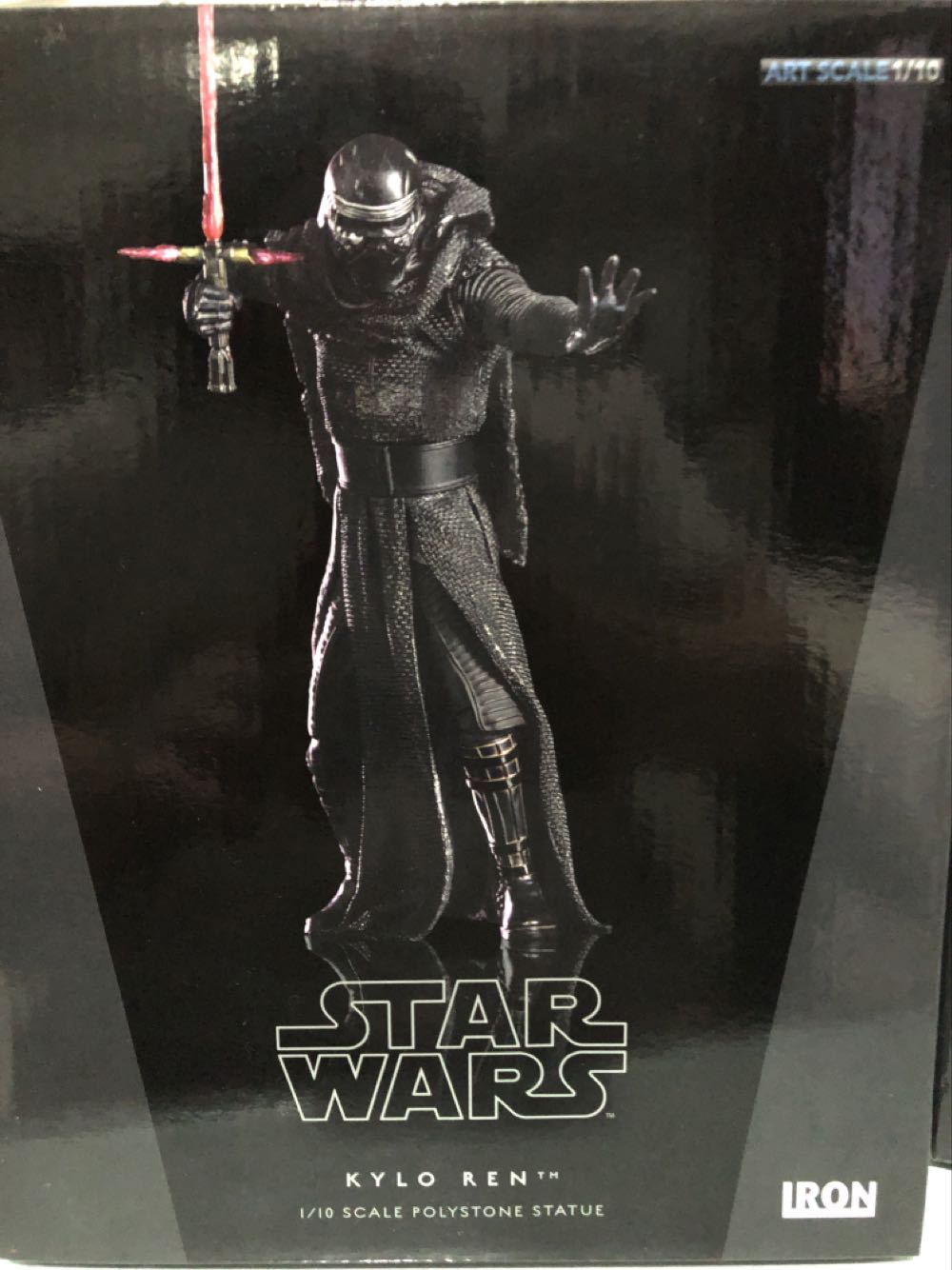 Kyle Ren - Iron Studios (Star Wars) action figure collectible [Barcode 742832353069] - Main Image 2