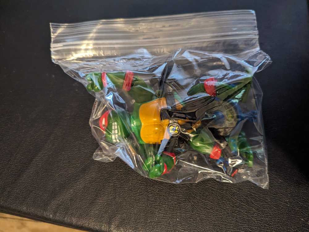 TMNT - Breakfightin’ Raphael - Playmates Toys (TMNT) action figure collectible - Main Image 2