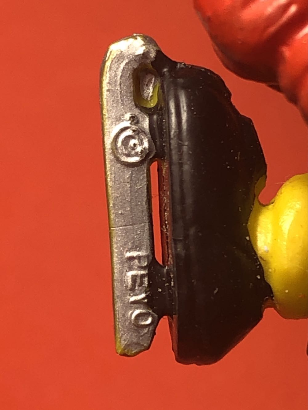 4.0505 Ice Hockey Super Smurf - Schleich action figure collectible - Main Image 2