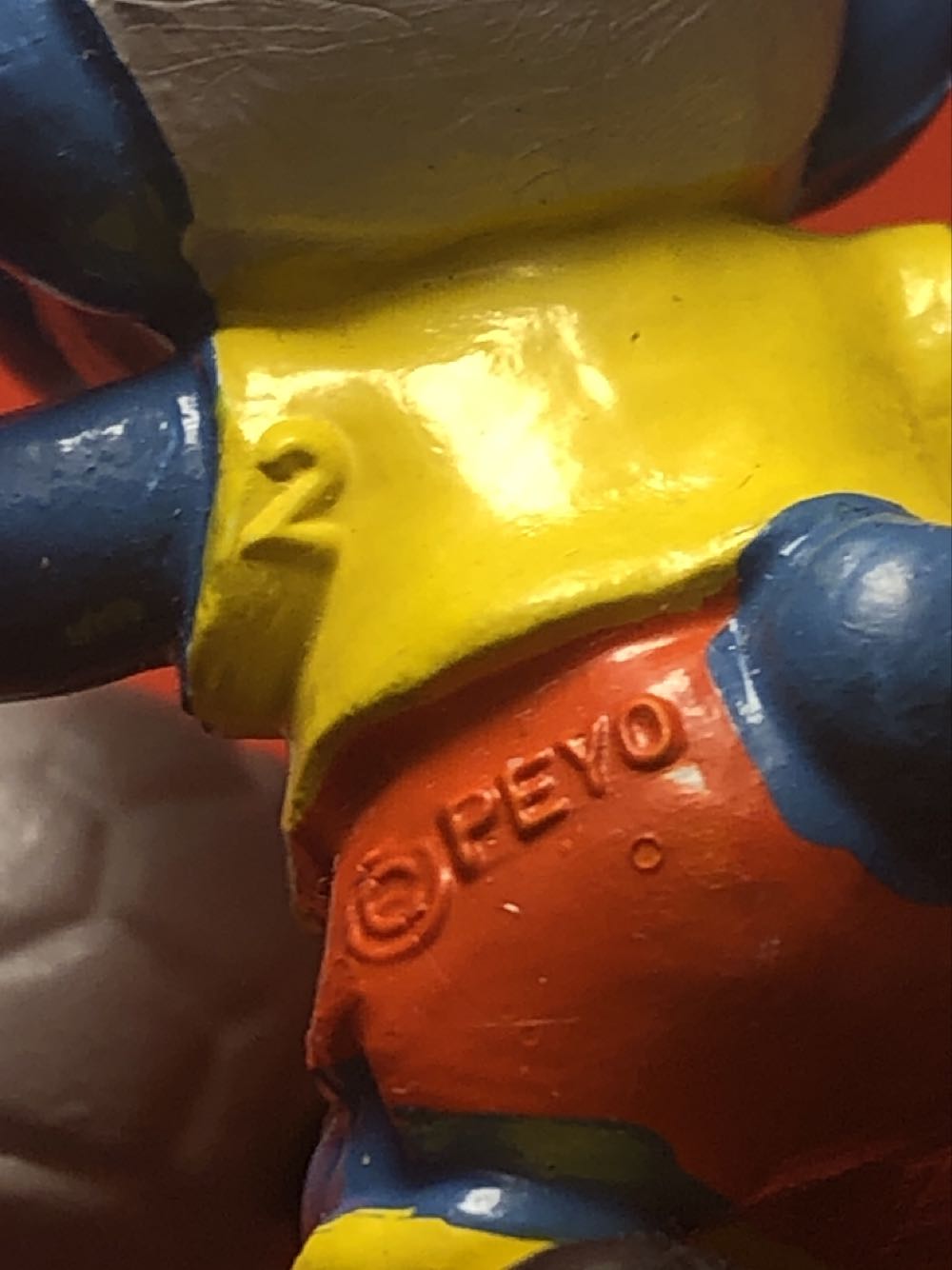 2.0035 Soccer Smurf - Schleich action figure collectible - Main Image 4