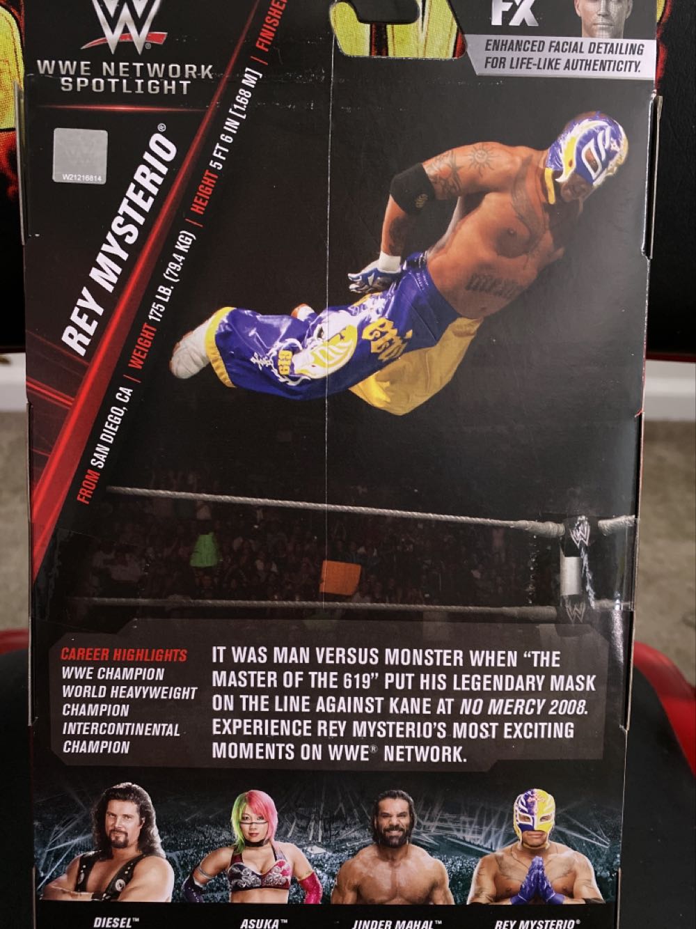 Rey Mysterio - Mattel (Wwe Elite Network Spotlight) action figure collectible [Barcode 887961848670] - Main Image 2