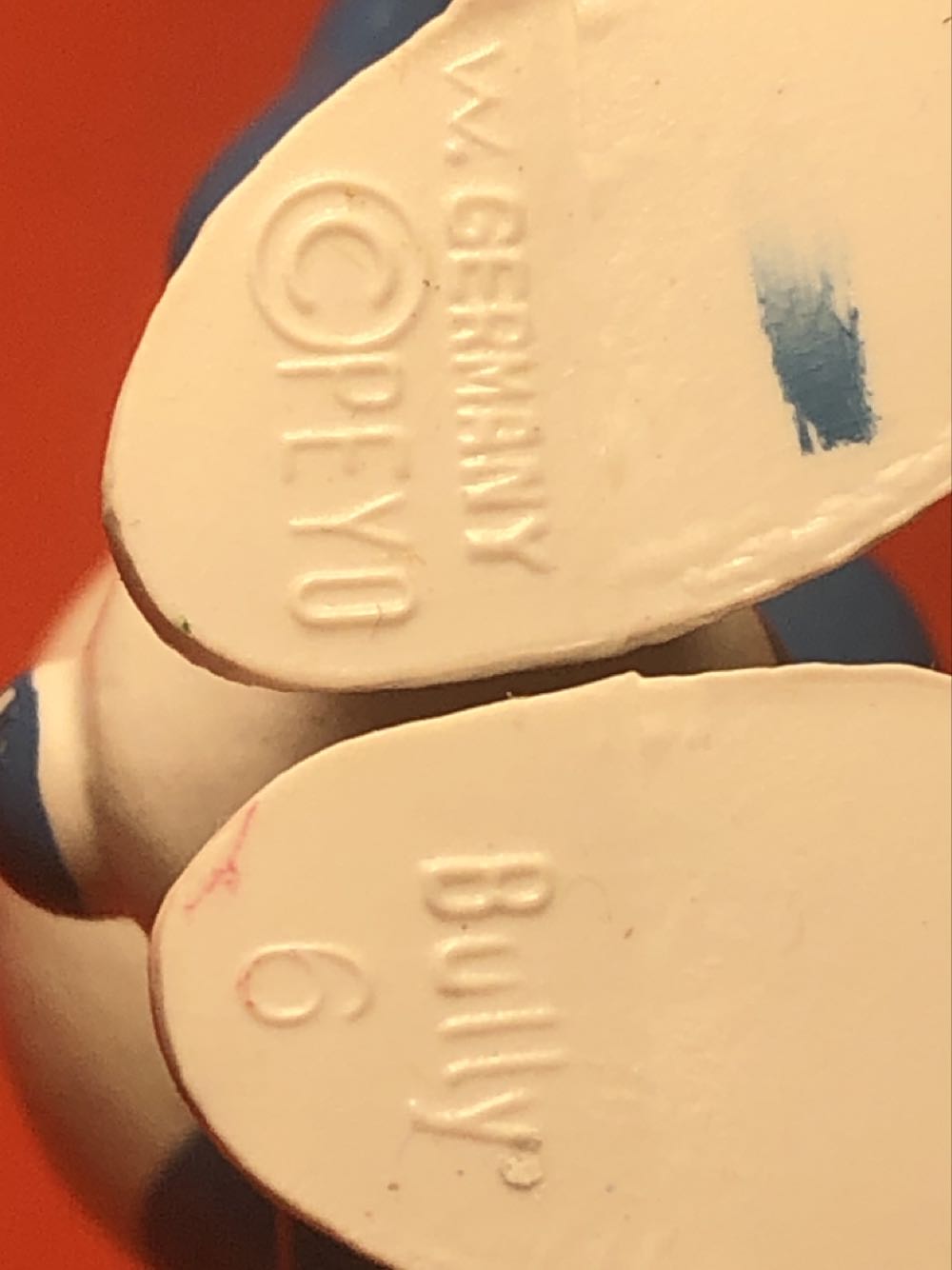 Naughty - Bully action figure collectible - Main Image 2