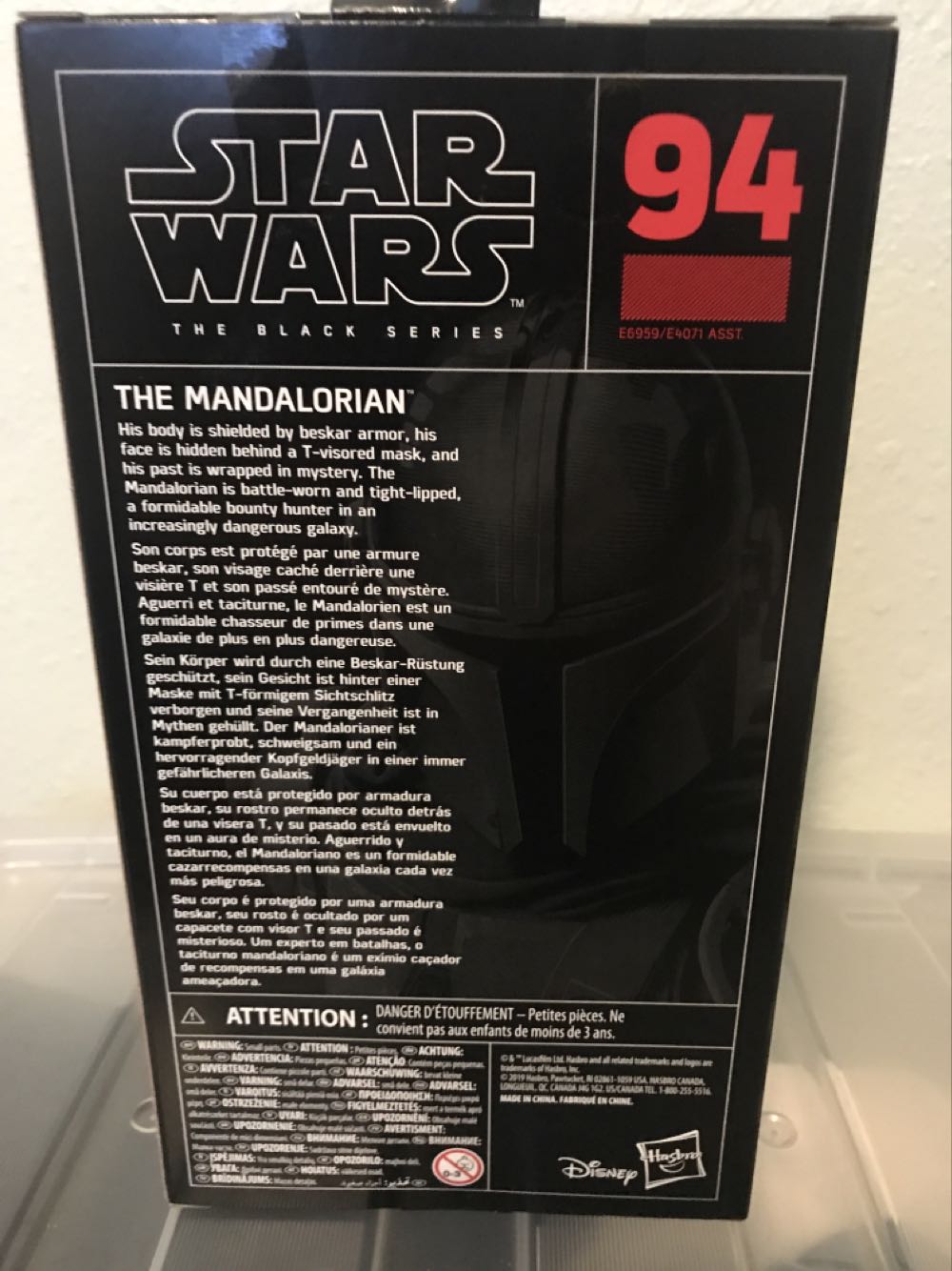 Mandalorian (Red Wave) - Hasbro (Star Wars: Black Series: 6”) action figure collectible [Barcode 630509867127] - Main Image 3